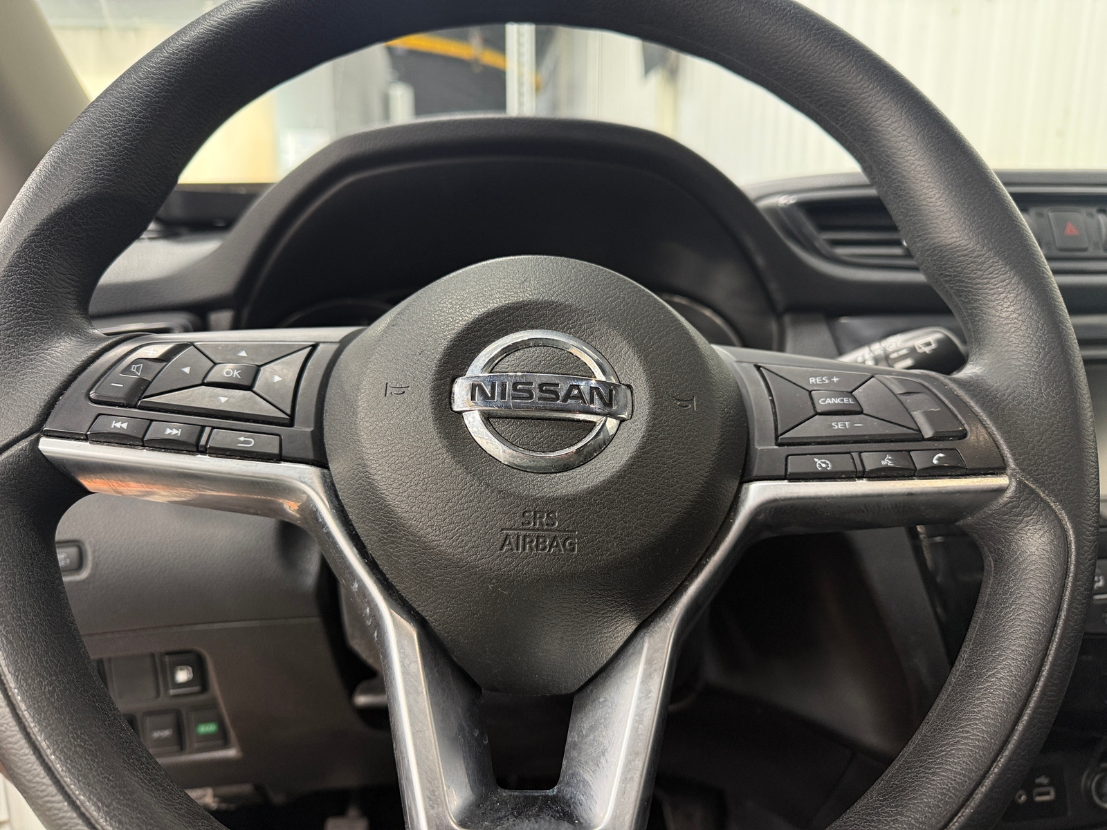 Thumbnail: 2019 Nissan Rogue - 5