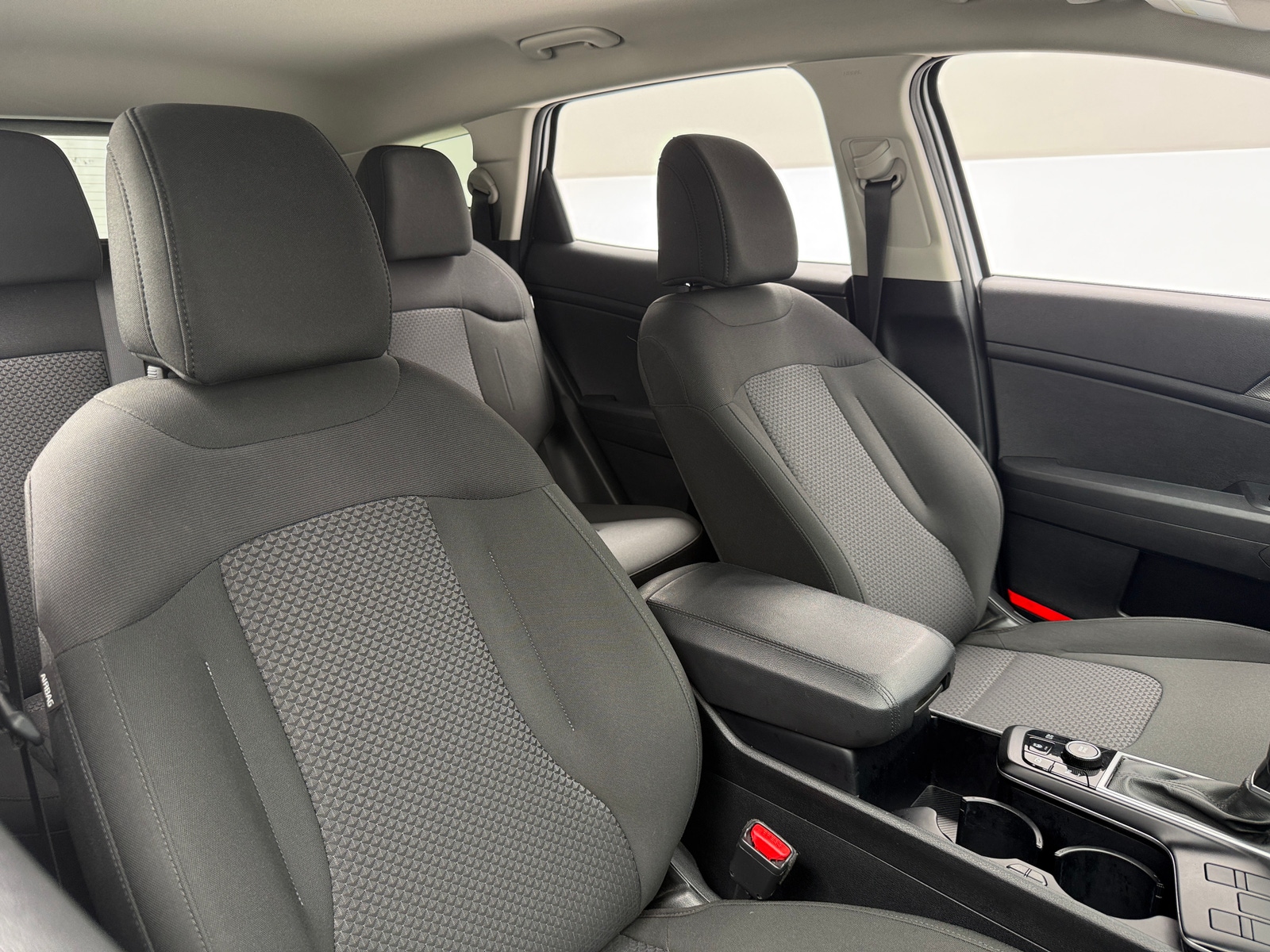 Thumbnail: 2025 Kia Sportage - 2