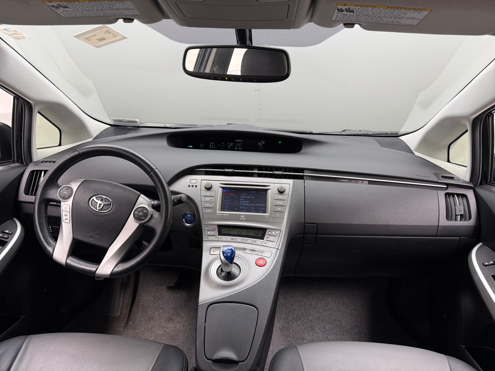 Thumbnail: 2015 Toyota Prius - 3