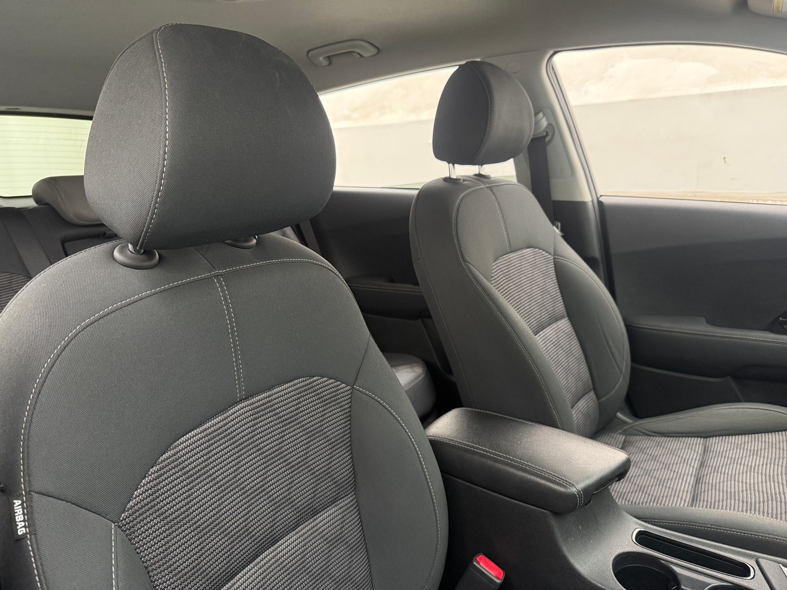 Thumbnail: 2022 Kia Niro - 2