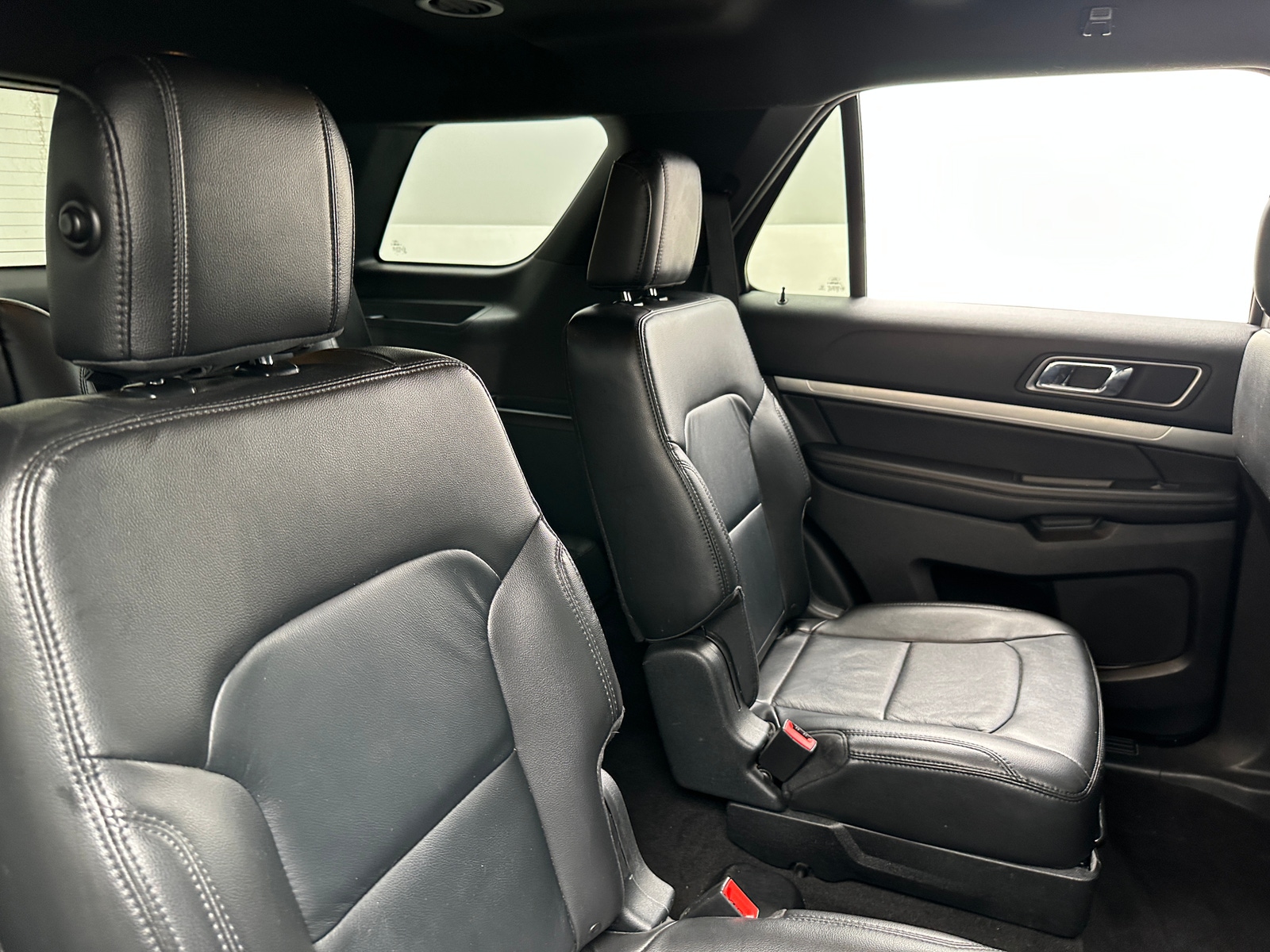 Thumbnail: 2018 Ford Explorer - 6