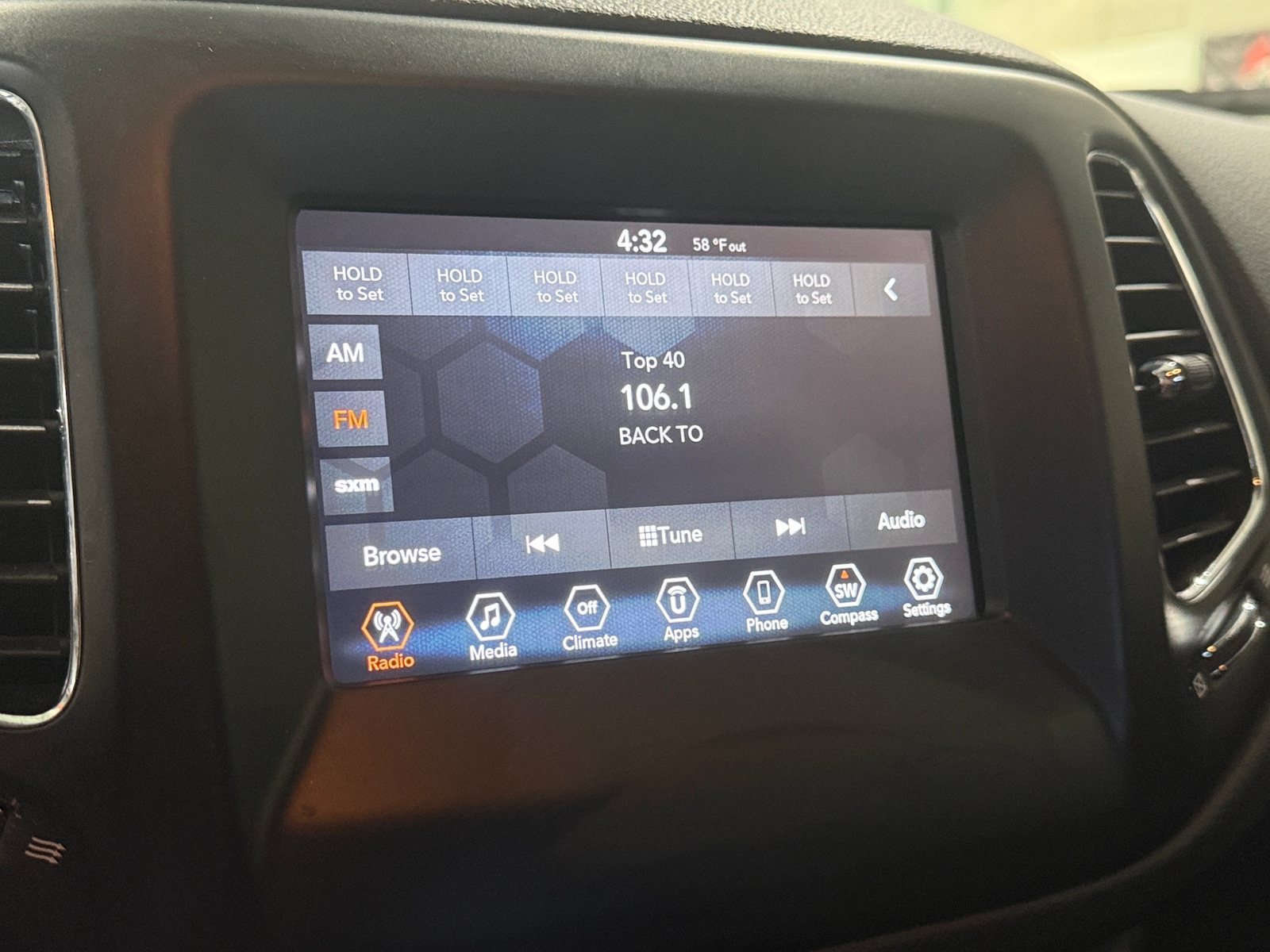 Thumbnail: 2019 Jeep Compass - 4