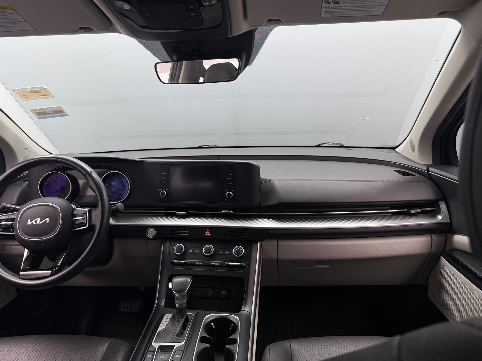 Thumbnail: 2023 Kia Carnival - 2