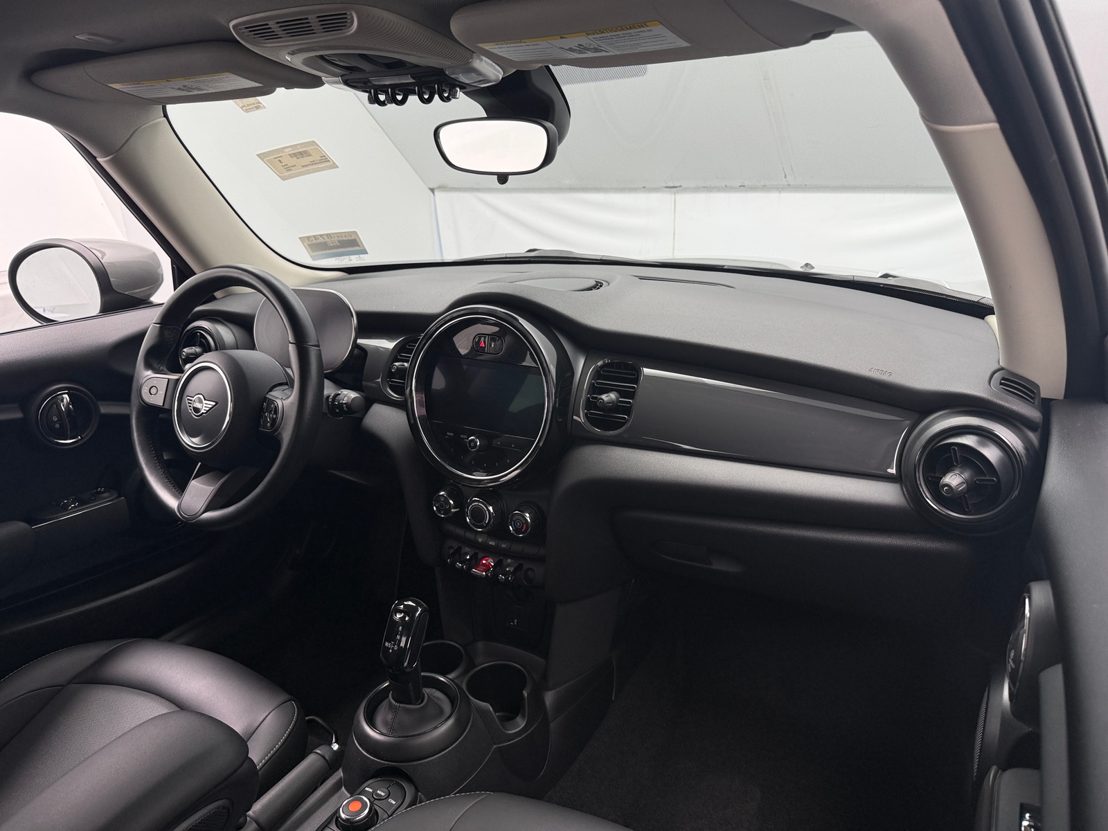 Thumbnail: 2022 MINI Cooper Hardtop - 2