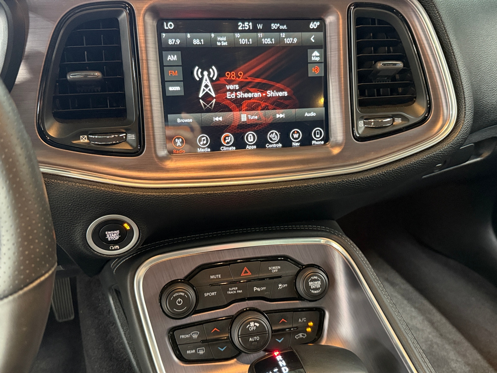 Thumbnail: 2017 Dodge Challenger - 4