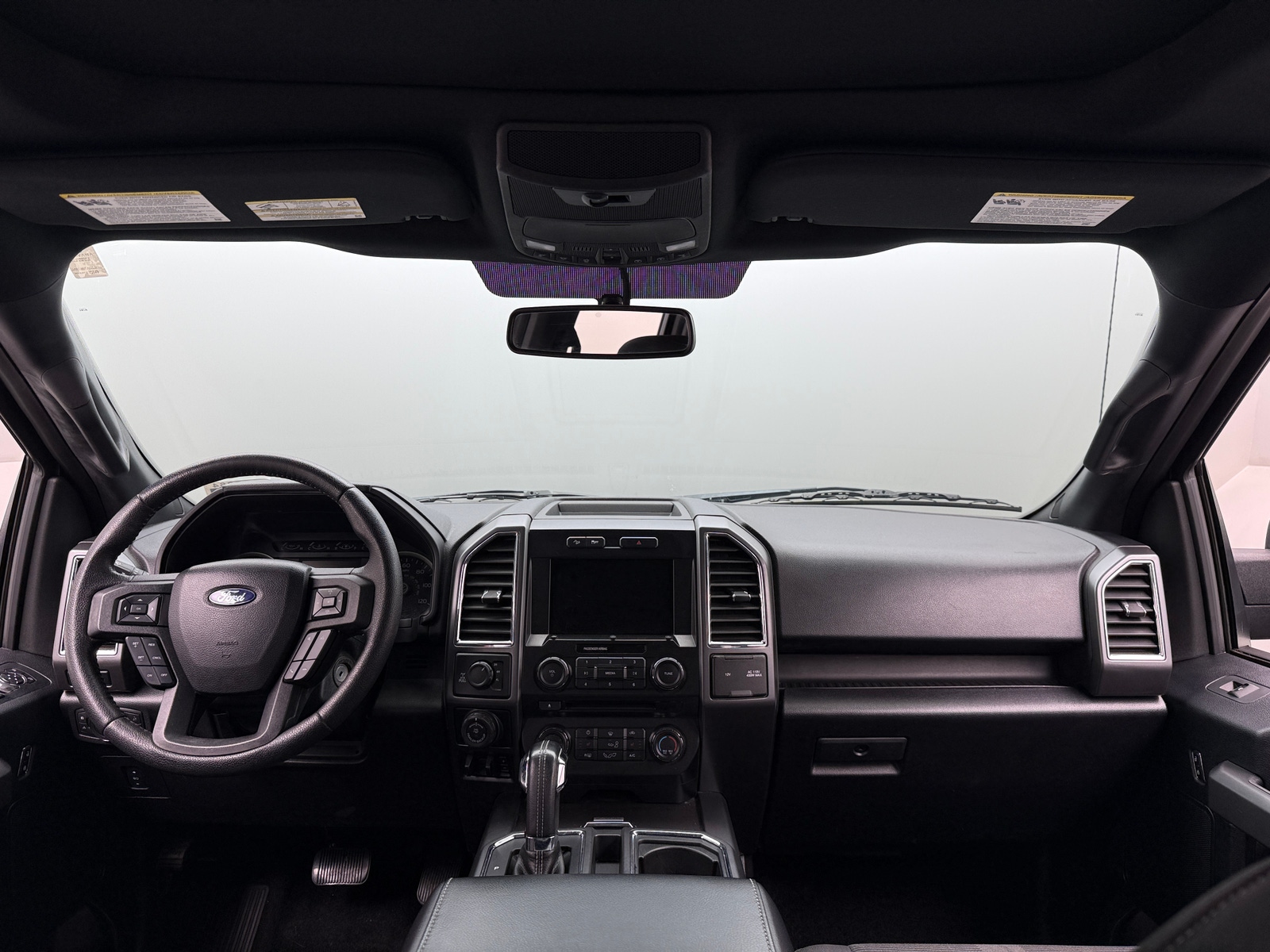 Thumbnail: 2016 Ford Econoline - 3