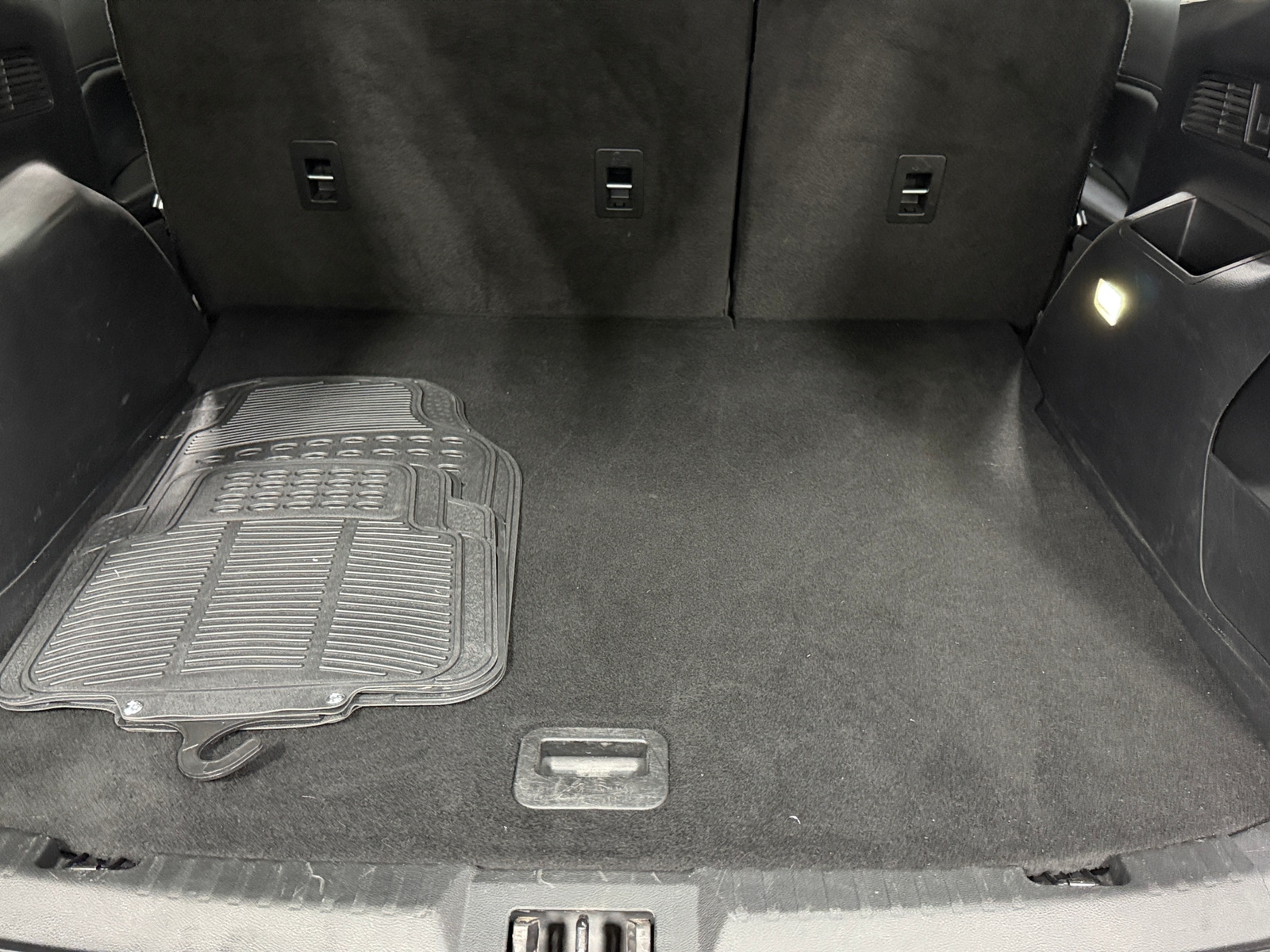 Thumbnail: 2016 Ford Edge - 7