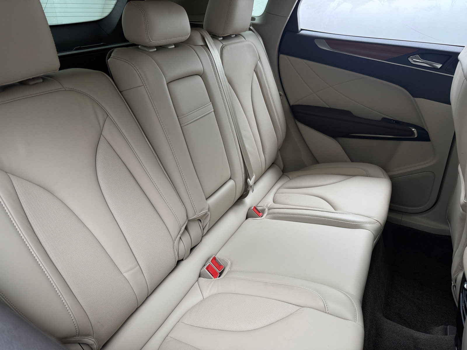 Thumbnail: 2017 Lincoln MKC - 5