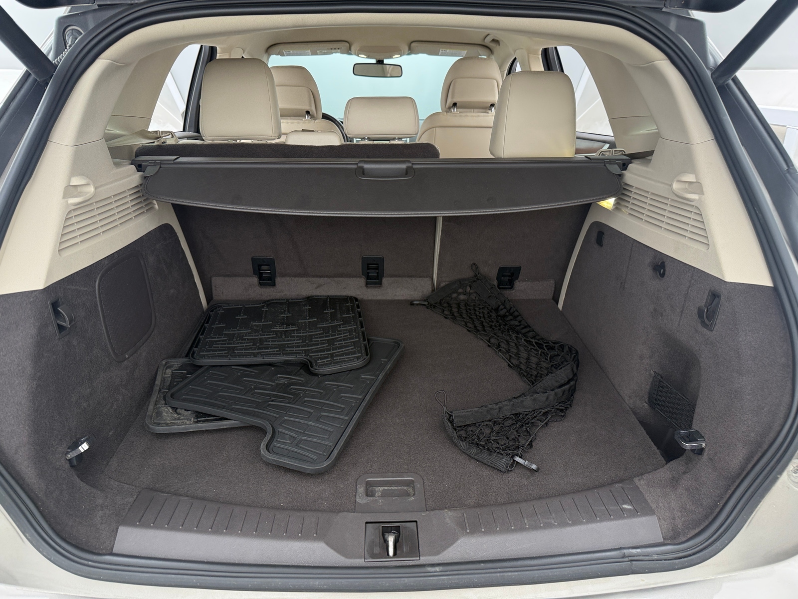 Thumbnail: 2017 Lincoln MKC - 6