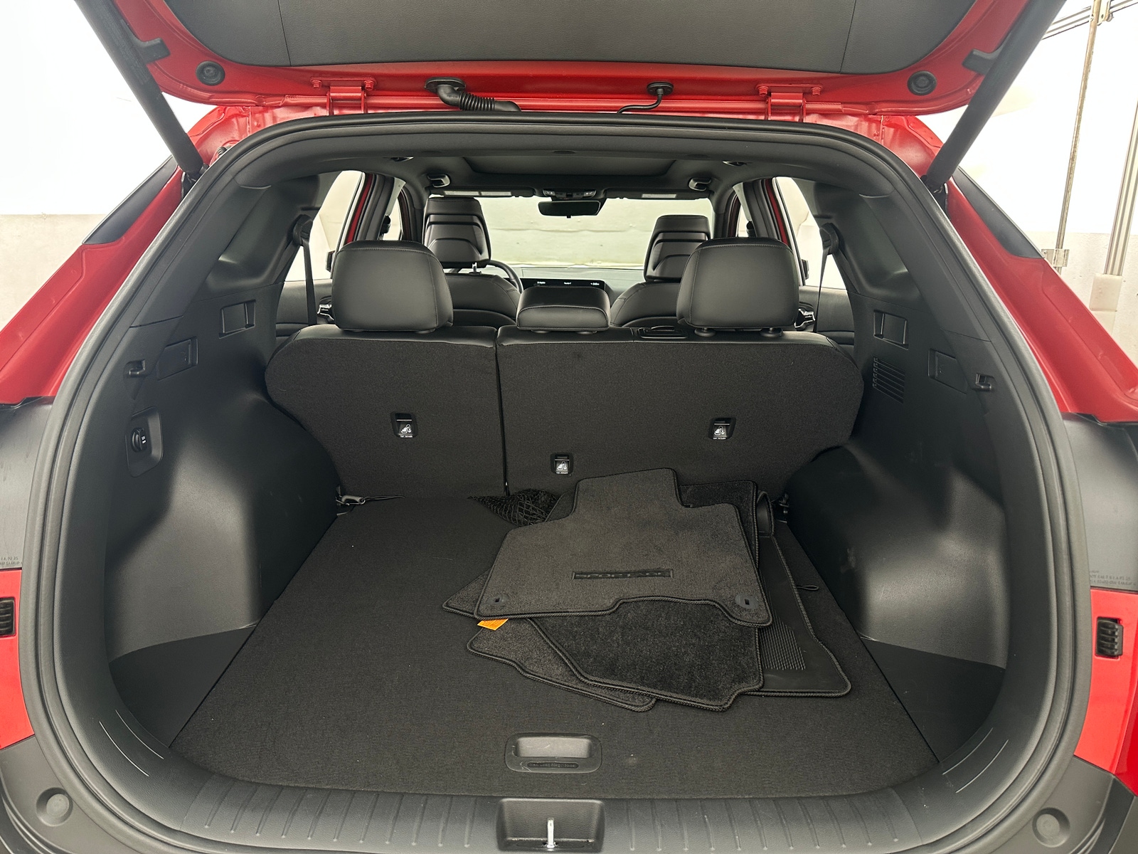 Thumbnail: 2026 Kia Sportage - 6