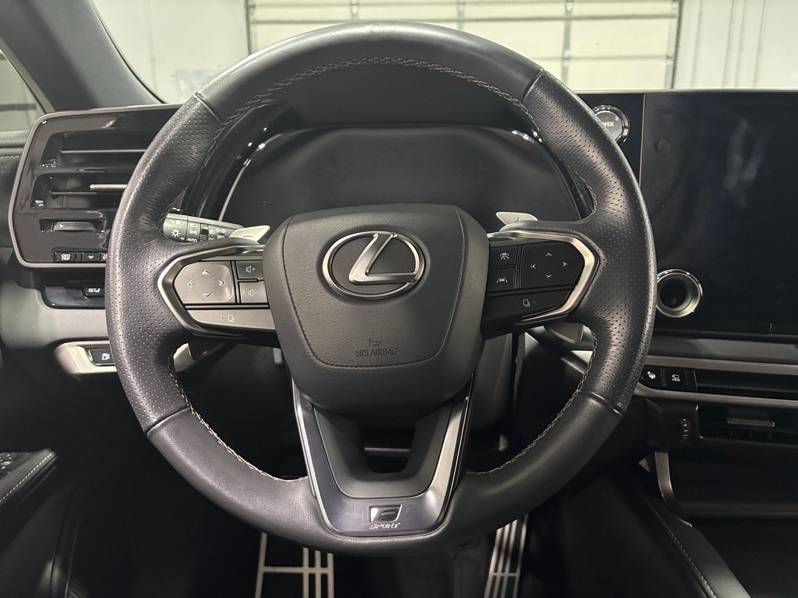 Thumbnail: 2024 Lexus RX - 4