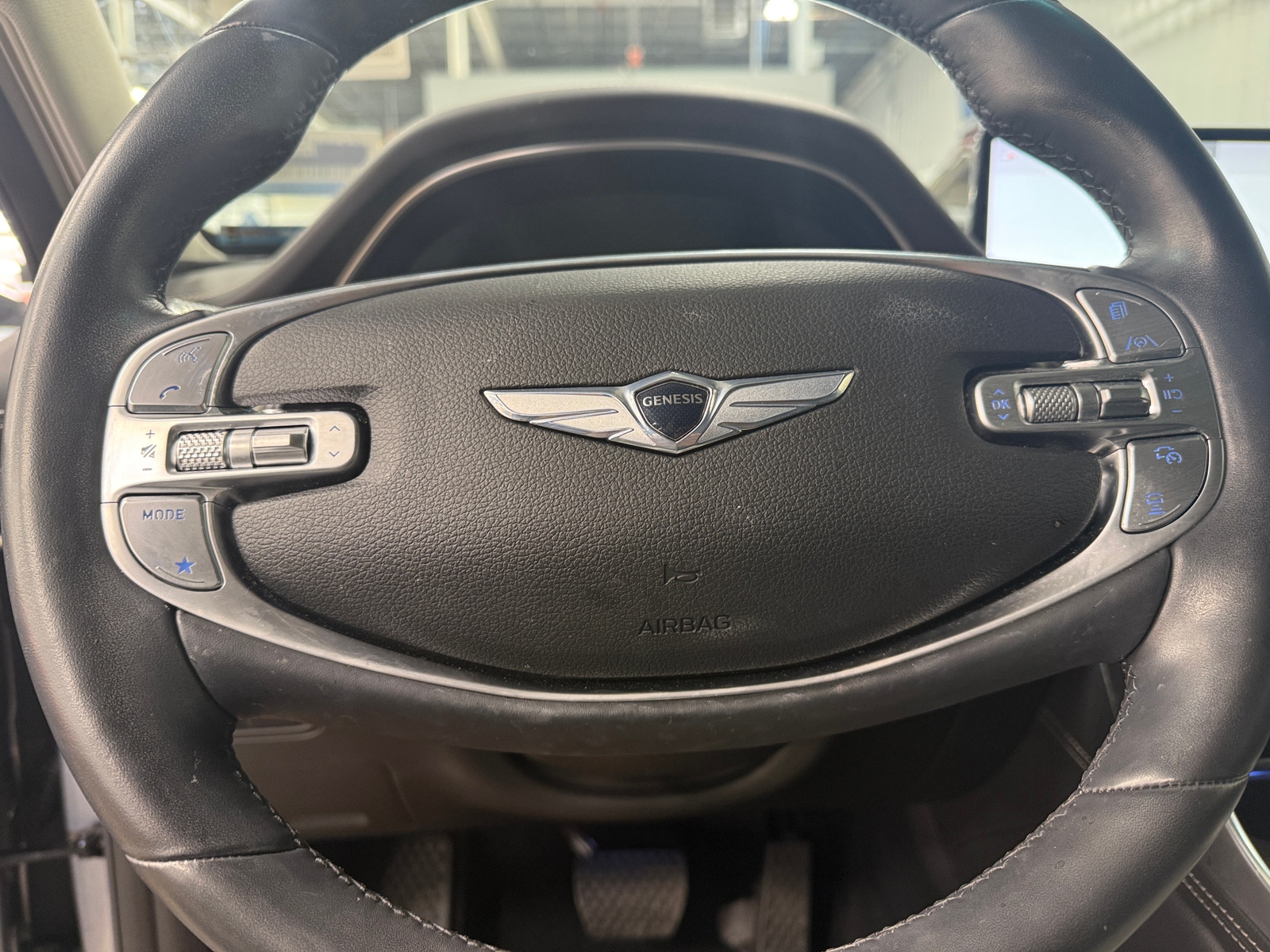 Thumbnail: 2022 Genesis GV80 - 4