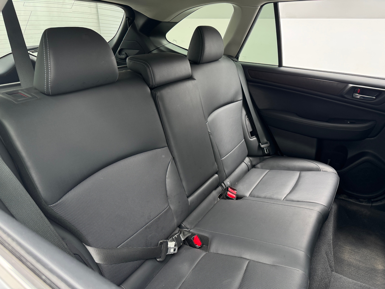 Thumbnail: 2015 Subaru Outback - 5