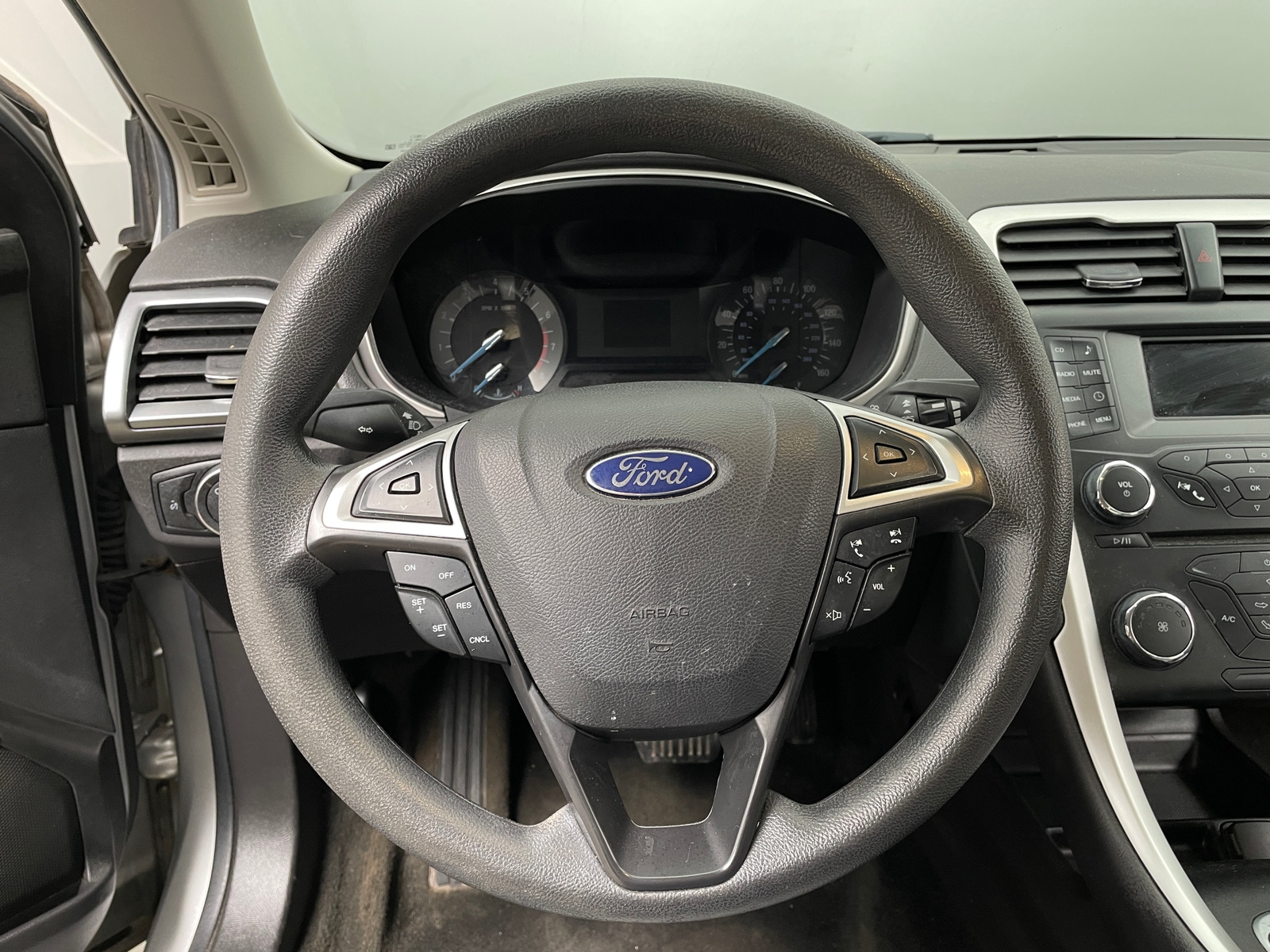 Thumbnail: 2014 Ford Fusion - 5