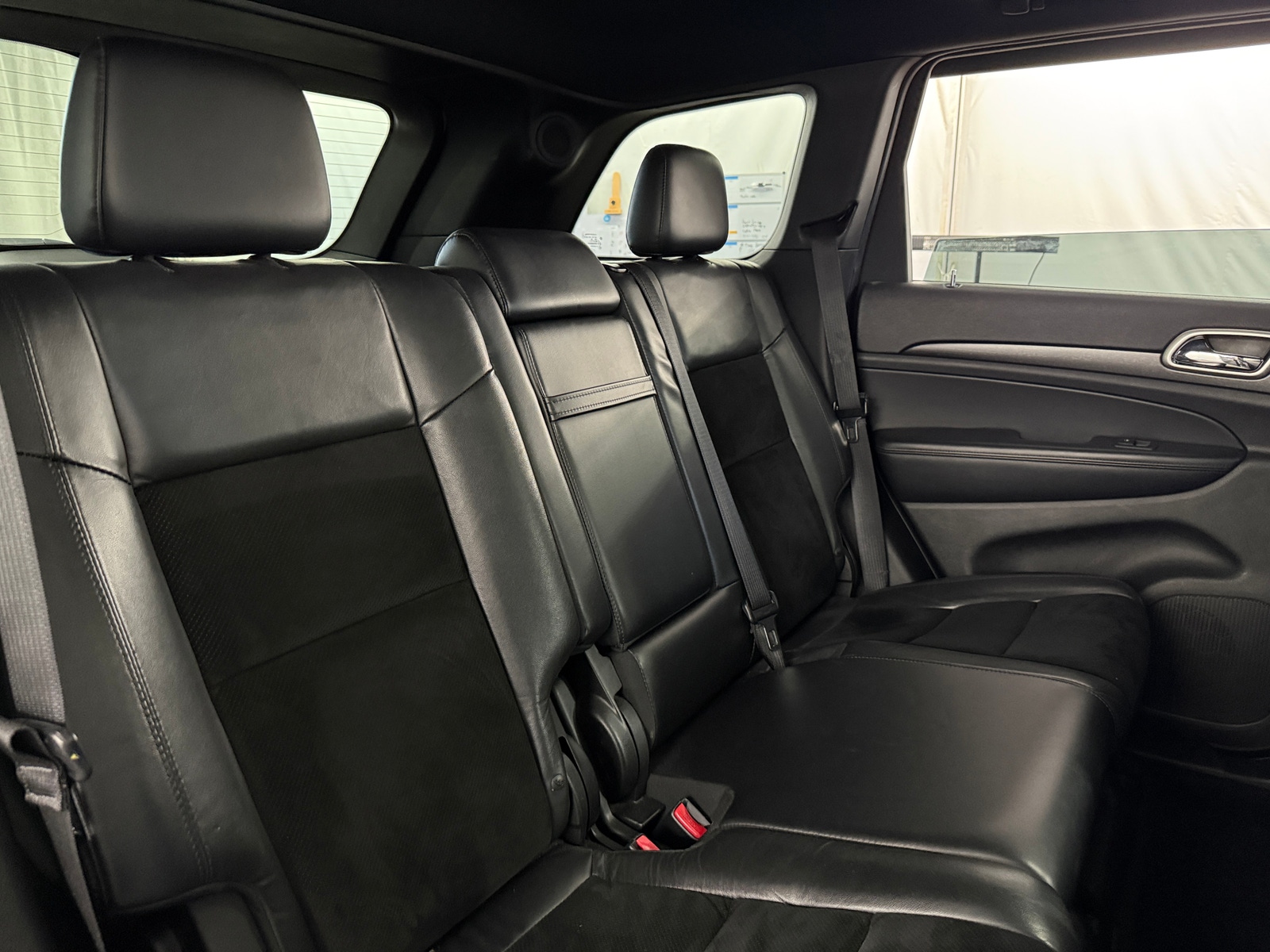 Thumbnail: 2015 Jeep Grand Cherokee - 6