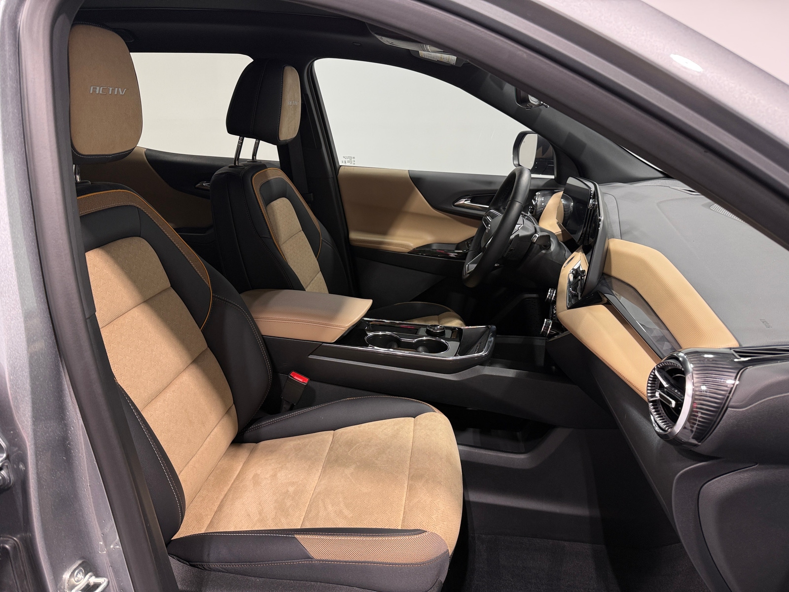 Thumbnail: 2026 Chevrolet Equinox - 2