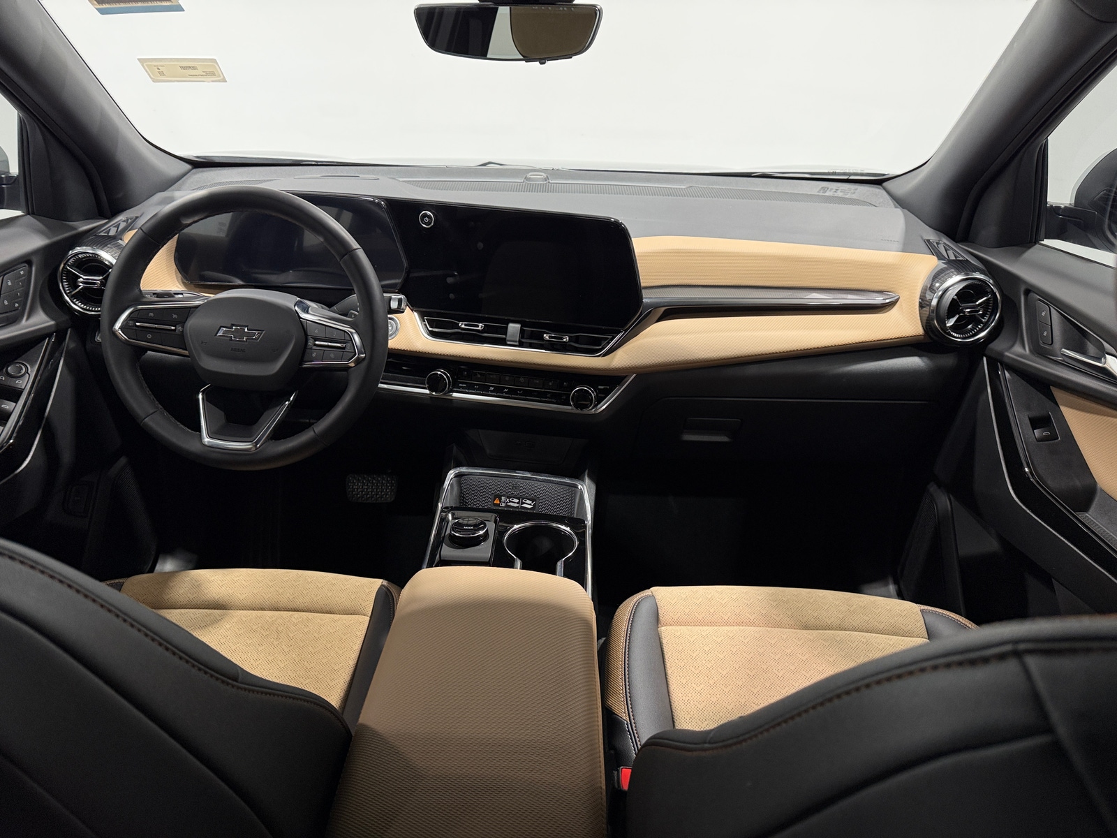 Thumbnail: 2026 Chevrolet Equinox - 3