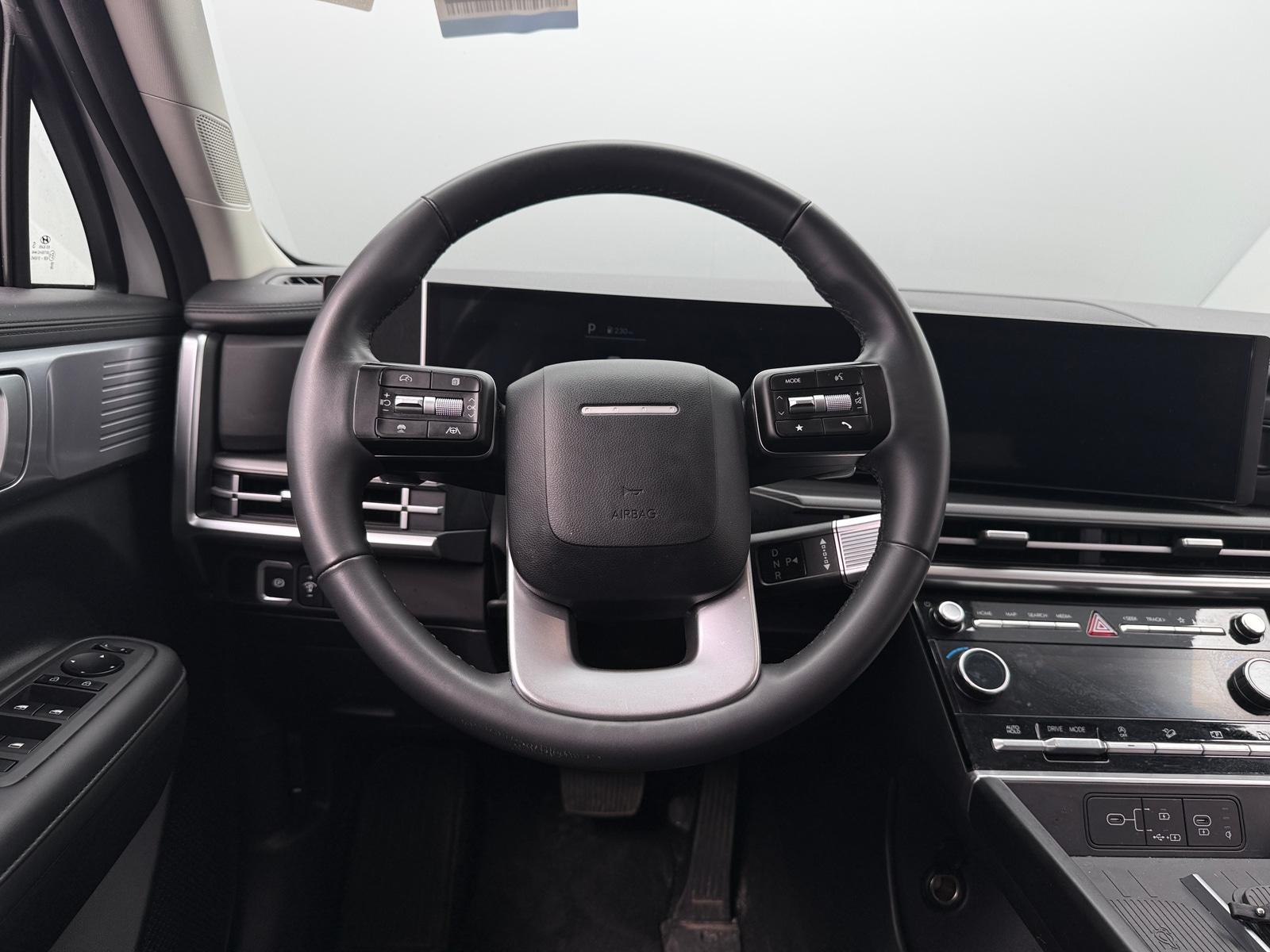 Thumbnail: 2025 Hyundai Santa Fe - 4