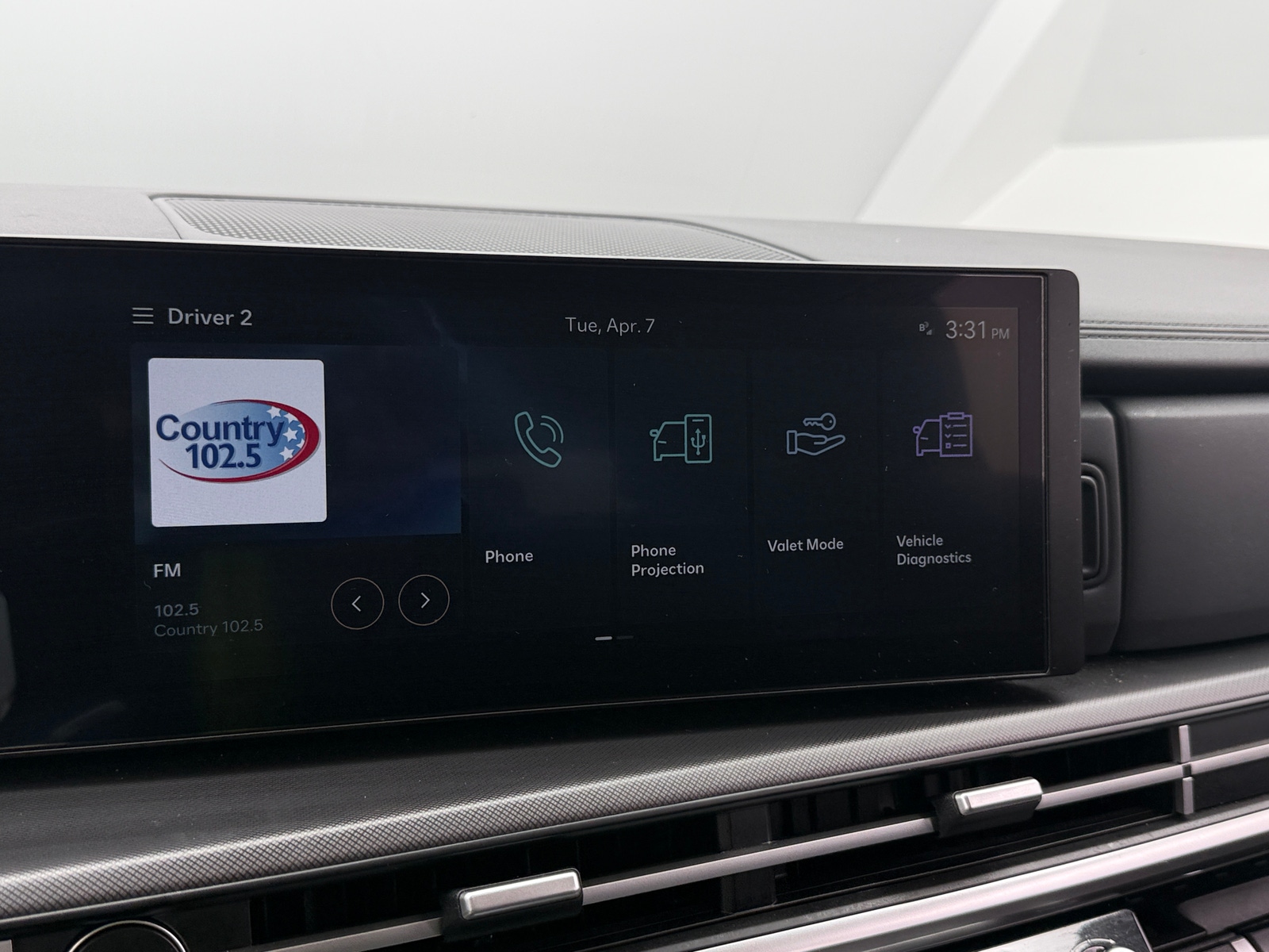 Thumbnail: 2025 Hyundai Santa Fe - 3