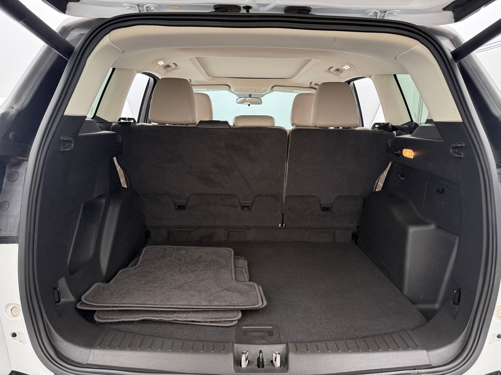 Thumbnail: 2019 Ford Escape - 7