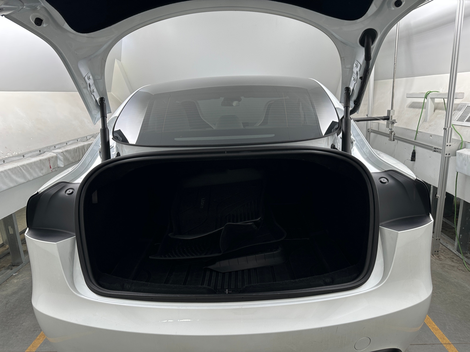 Thumbnail: 2025 Tesla Model 3 - 7