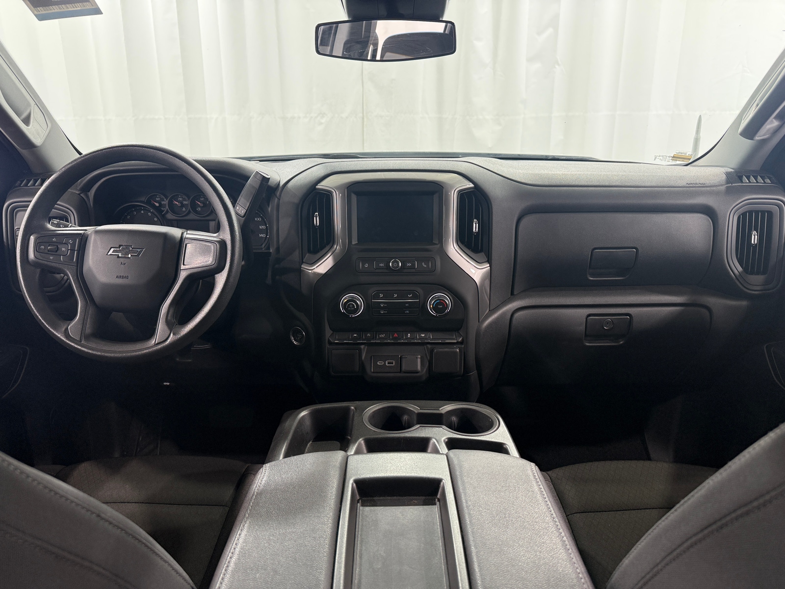 Thumbnail: 2024 Chevrolet Silverado 1500 - 3