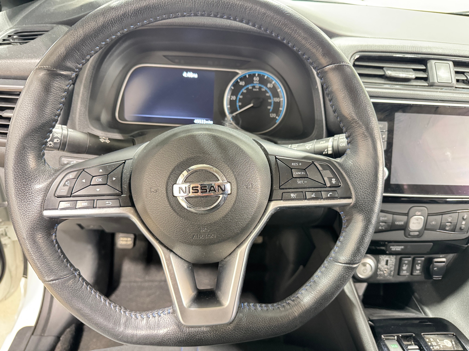 Thumbnail: 2019 Nissan Leaf - 5