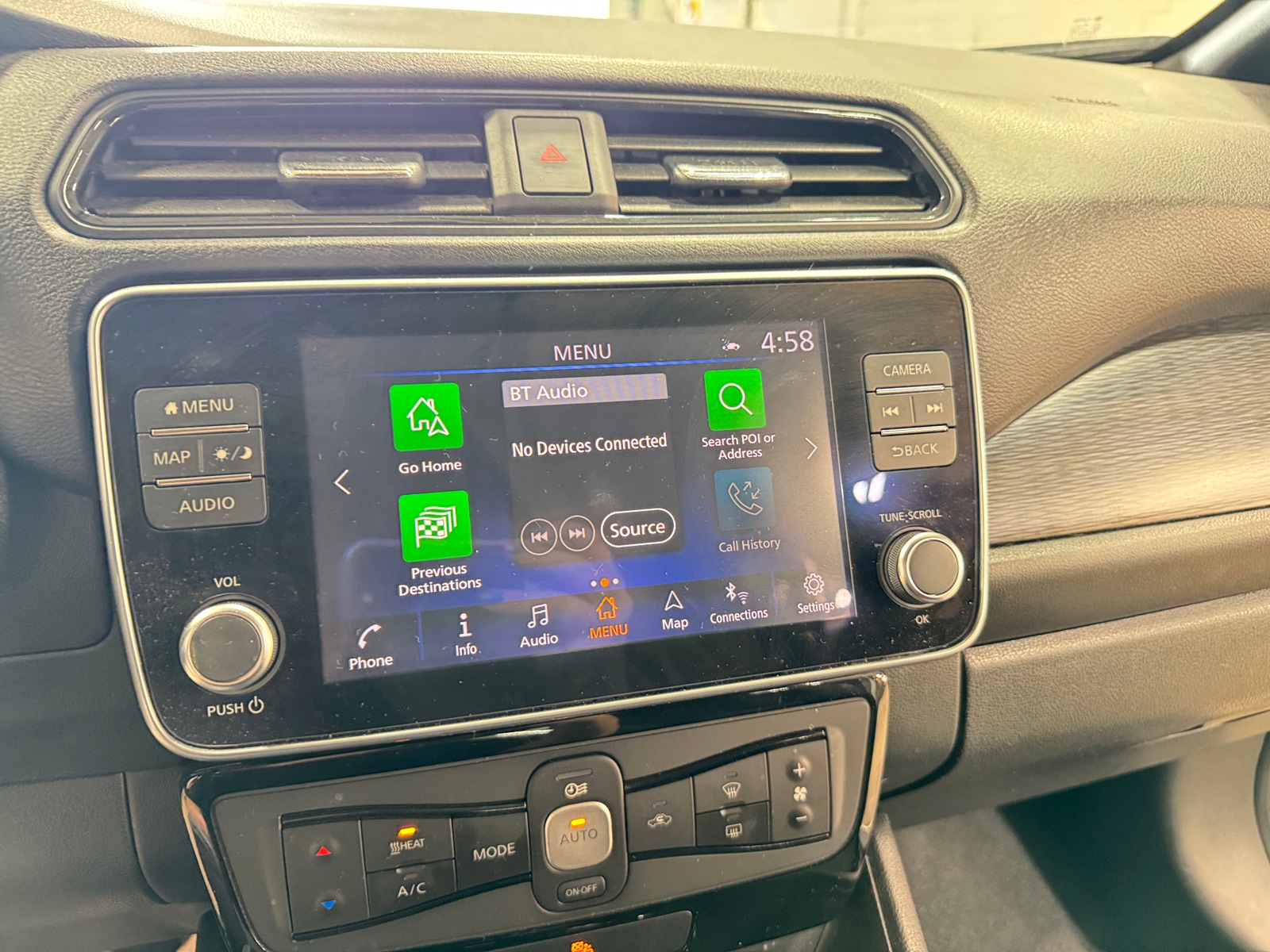 Thumbnail: 2019 Nissan Leaf - 4