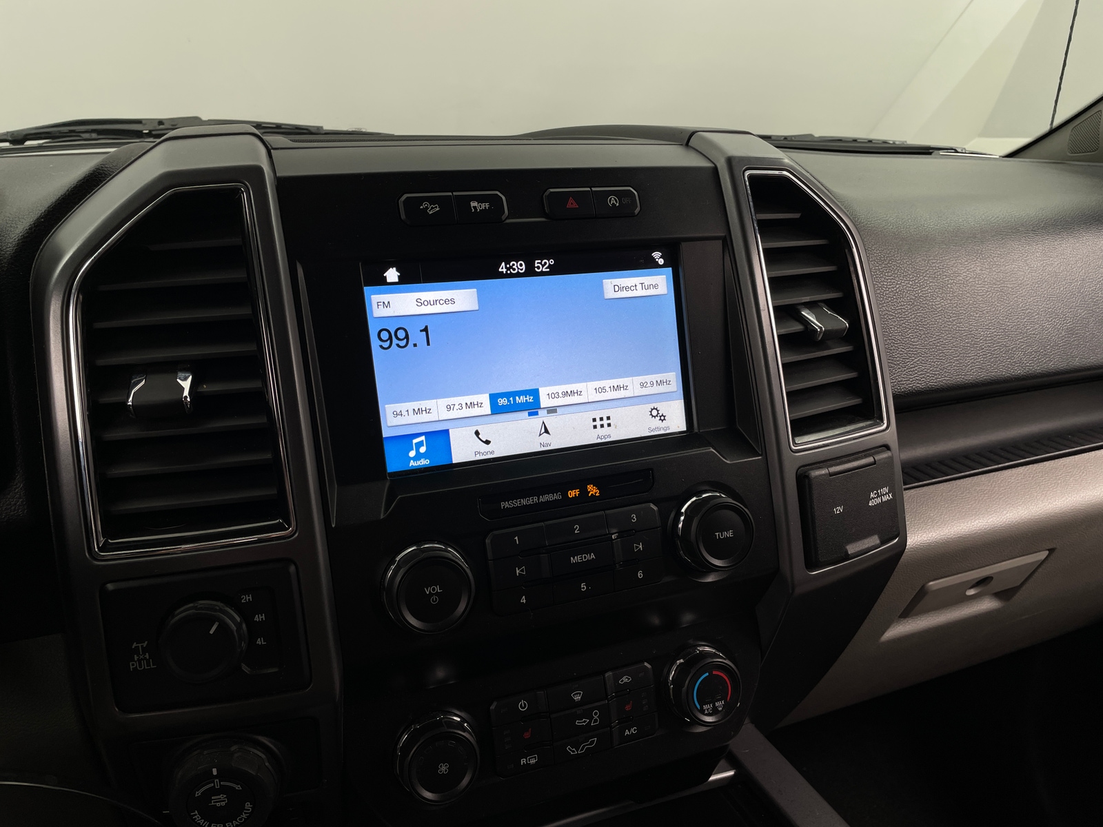 Thumbnail: 2019 Ford Econoline - 4