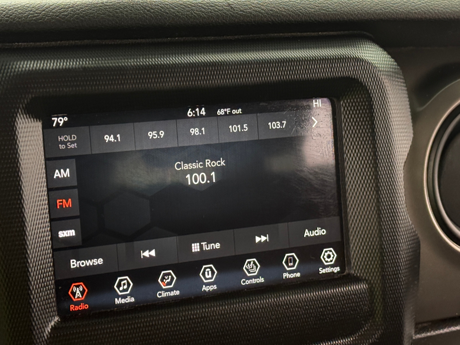 Thumbnail: 2018 Jeep Wrangler - 4