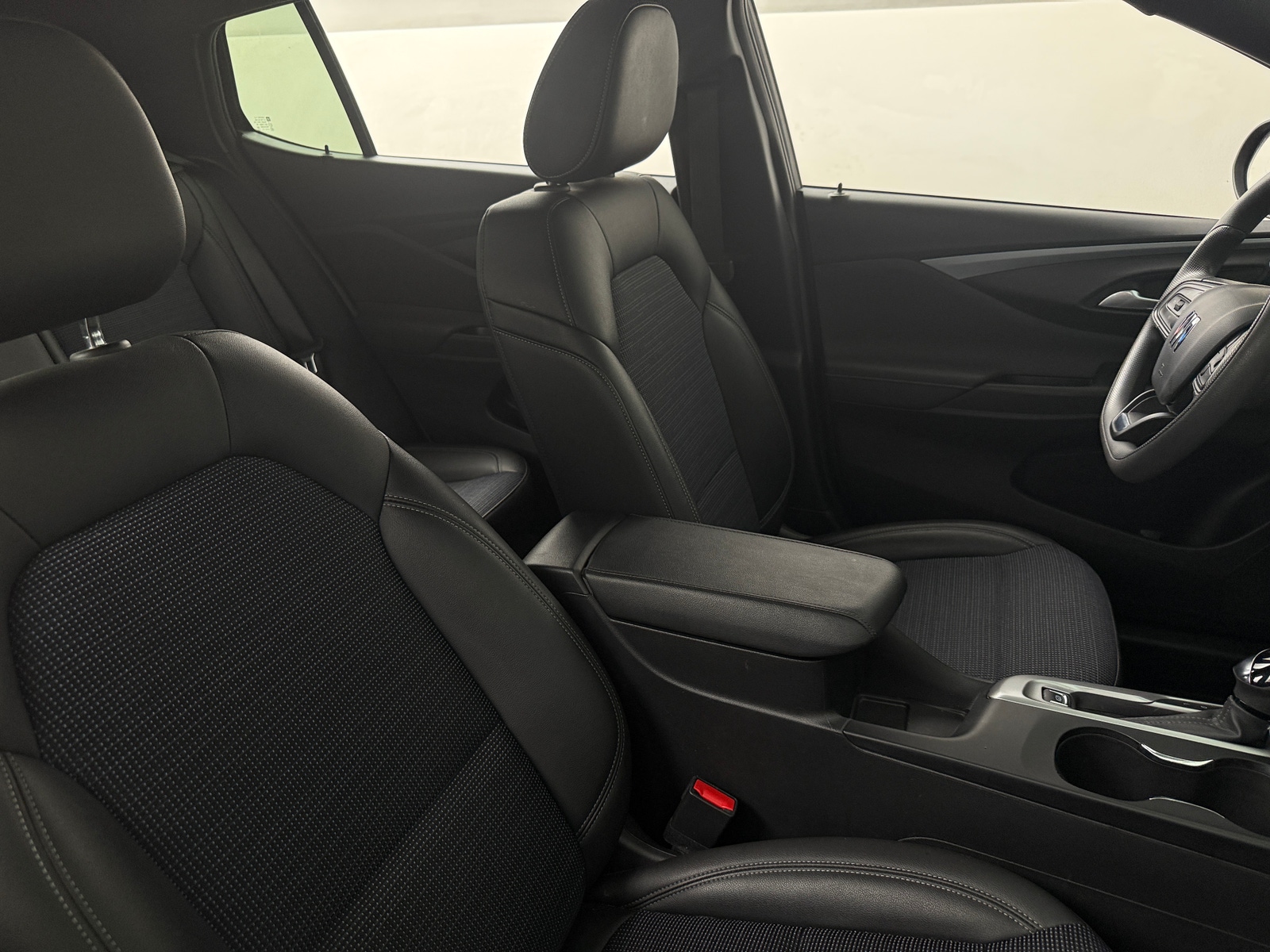 Thumbnail: 2025 Buick Envista - 2