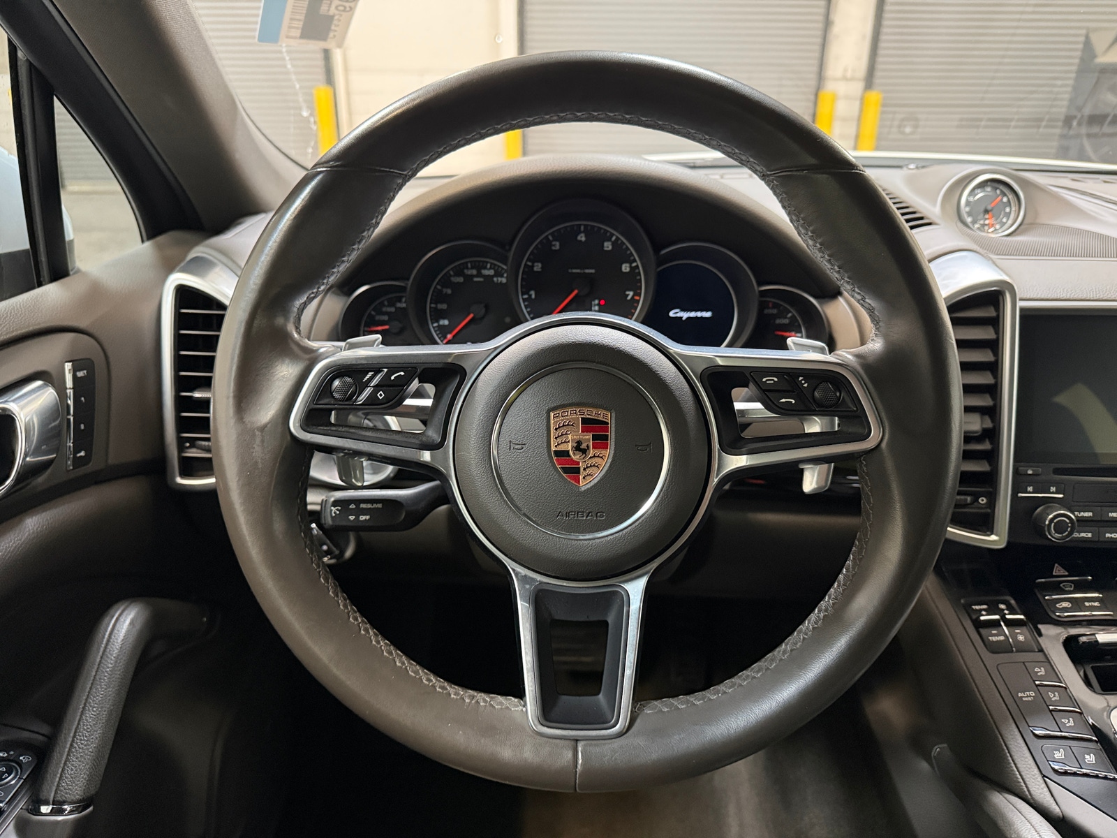 Thumbnail: 2017 Porsche Cayenne - 4