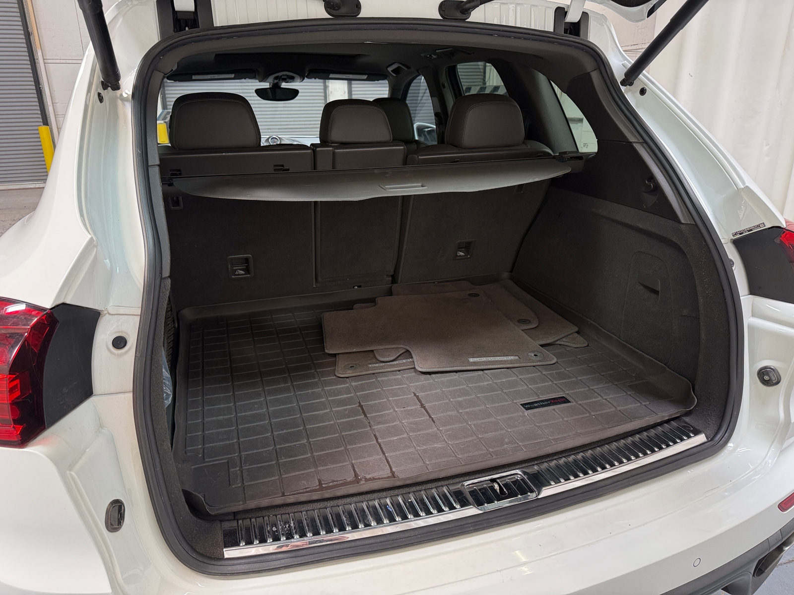 Thumbnail: 2017 Porsche Cayenne - 6