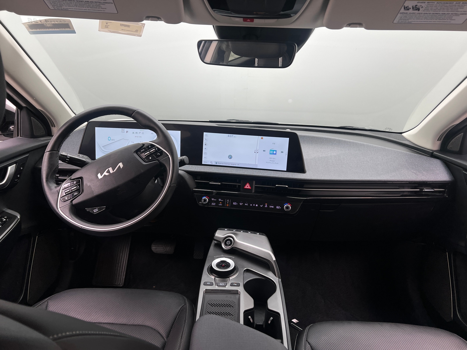 Thumbnail: 2023 Kia EV6 - 2