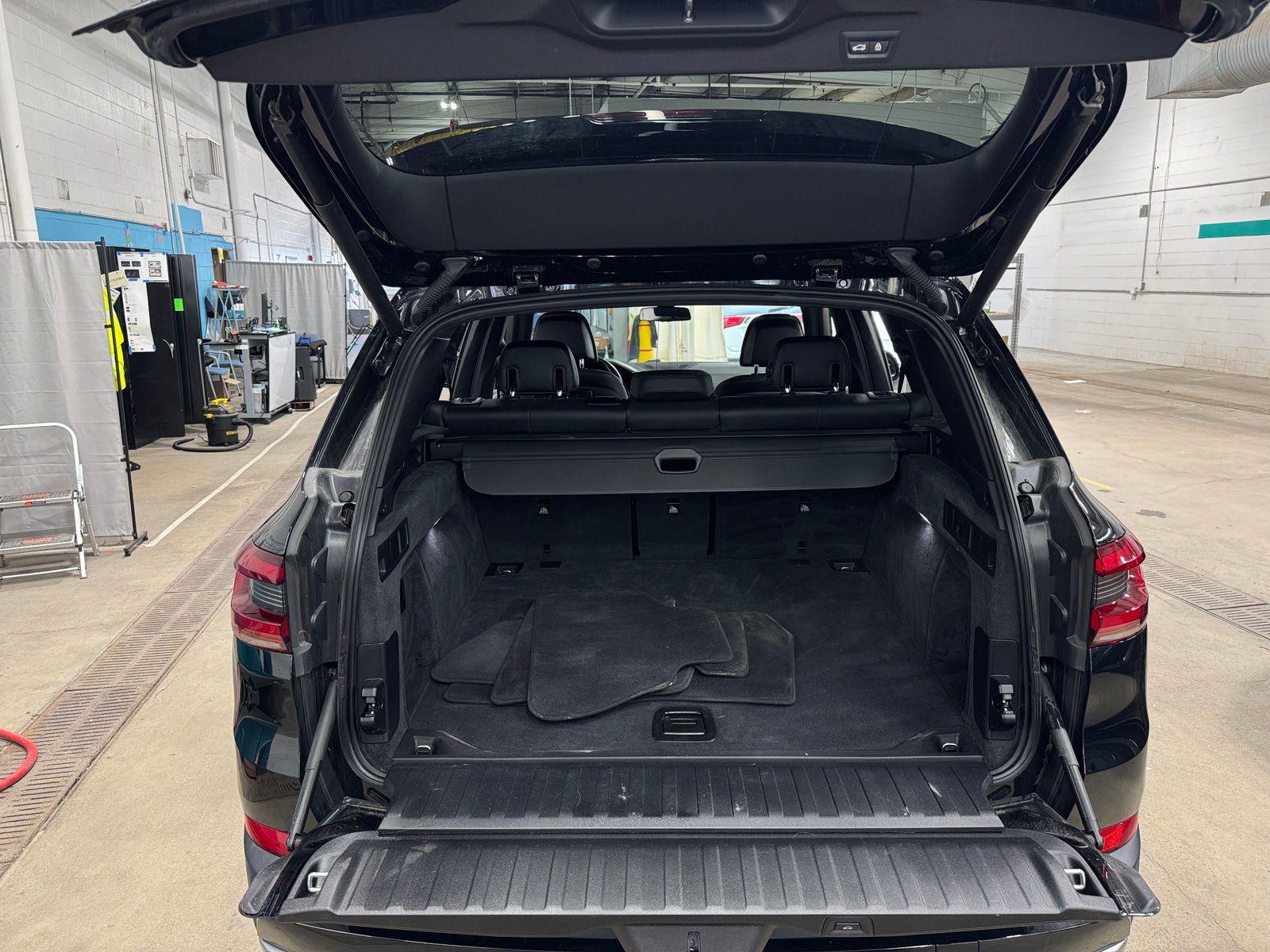 Thumbnail: 2020 BMW X5 - 6