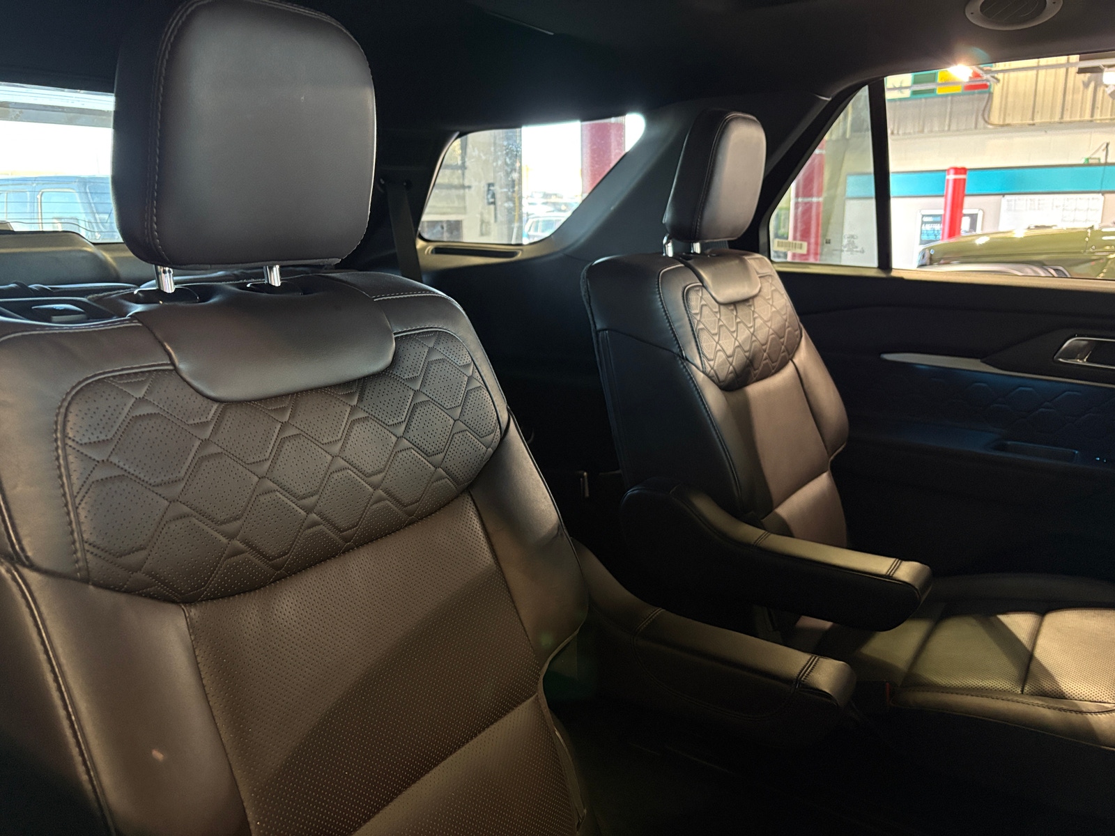 Thumbnail: 2025 Ford Explorer - 5