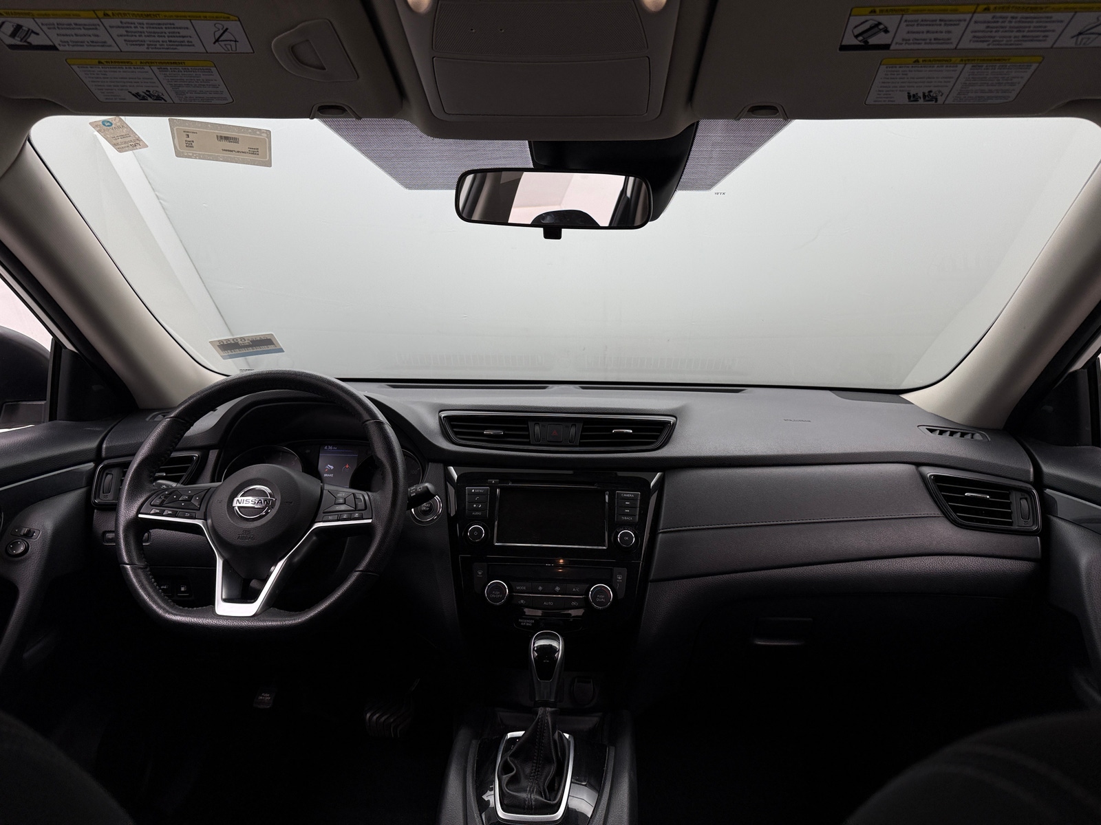 Thumbnail: 2020 Nissan Rogue - 3