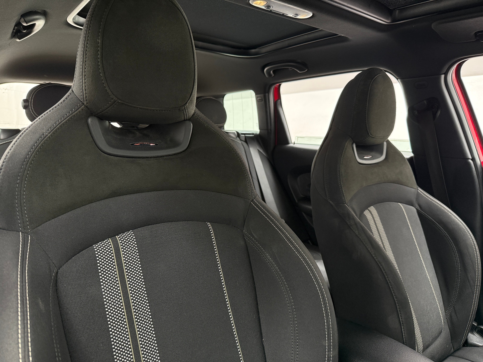 Thumbnail: 2019 MINI Cooper Clubman - 2