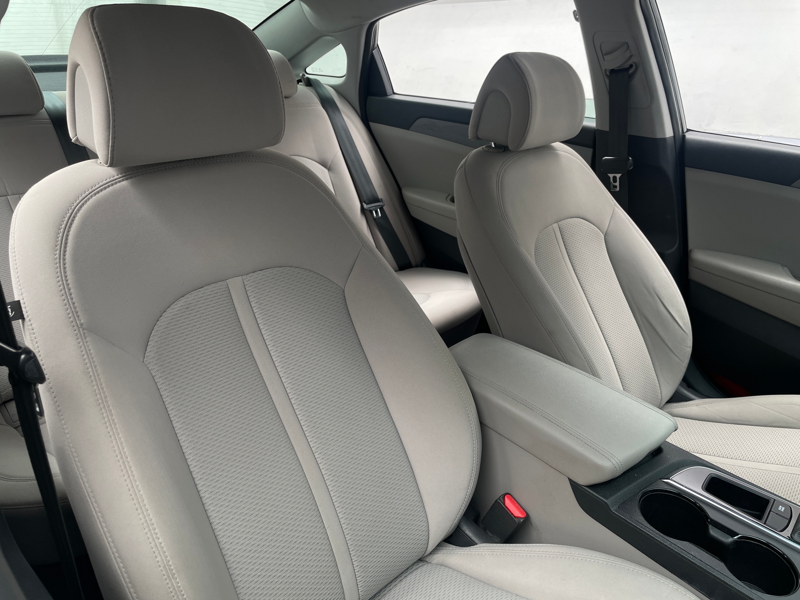 Thumbnail: 2017 Hyundai Sonata - 2