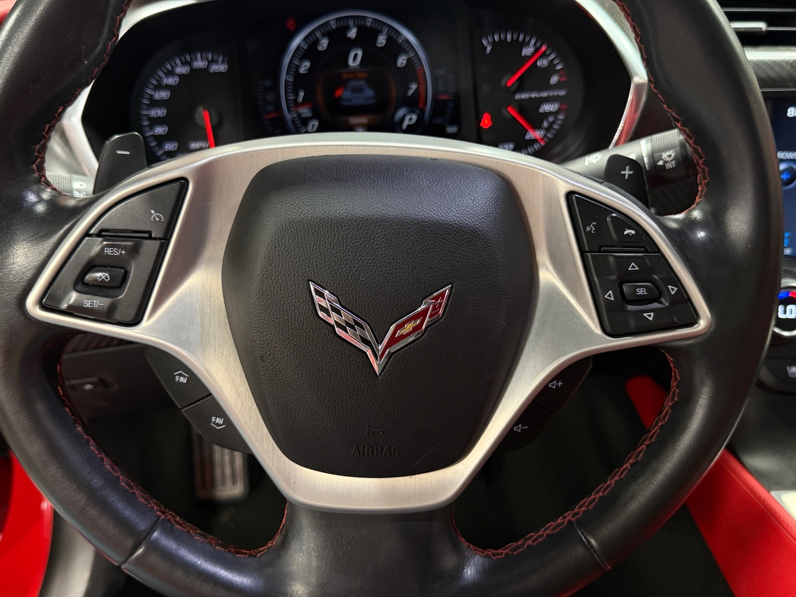 Thumbnail: 2014 Chevrolet Corvette - 3