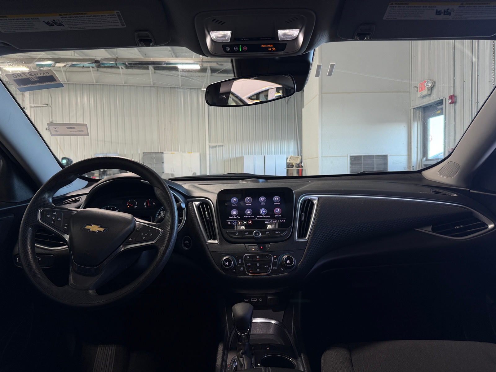 Thumbnail: 2024 Chevrolet Malibu - 3