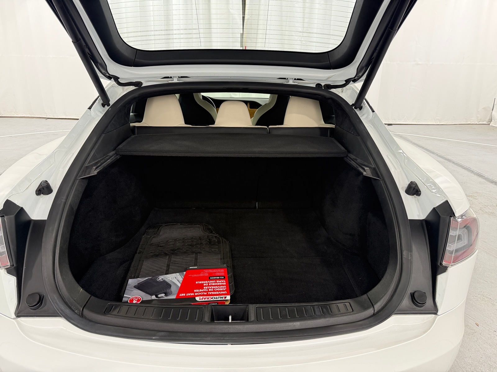 Thumbnail: 2020 Tesla Model S - 6