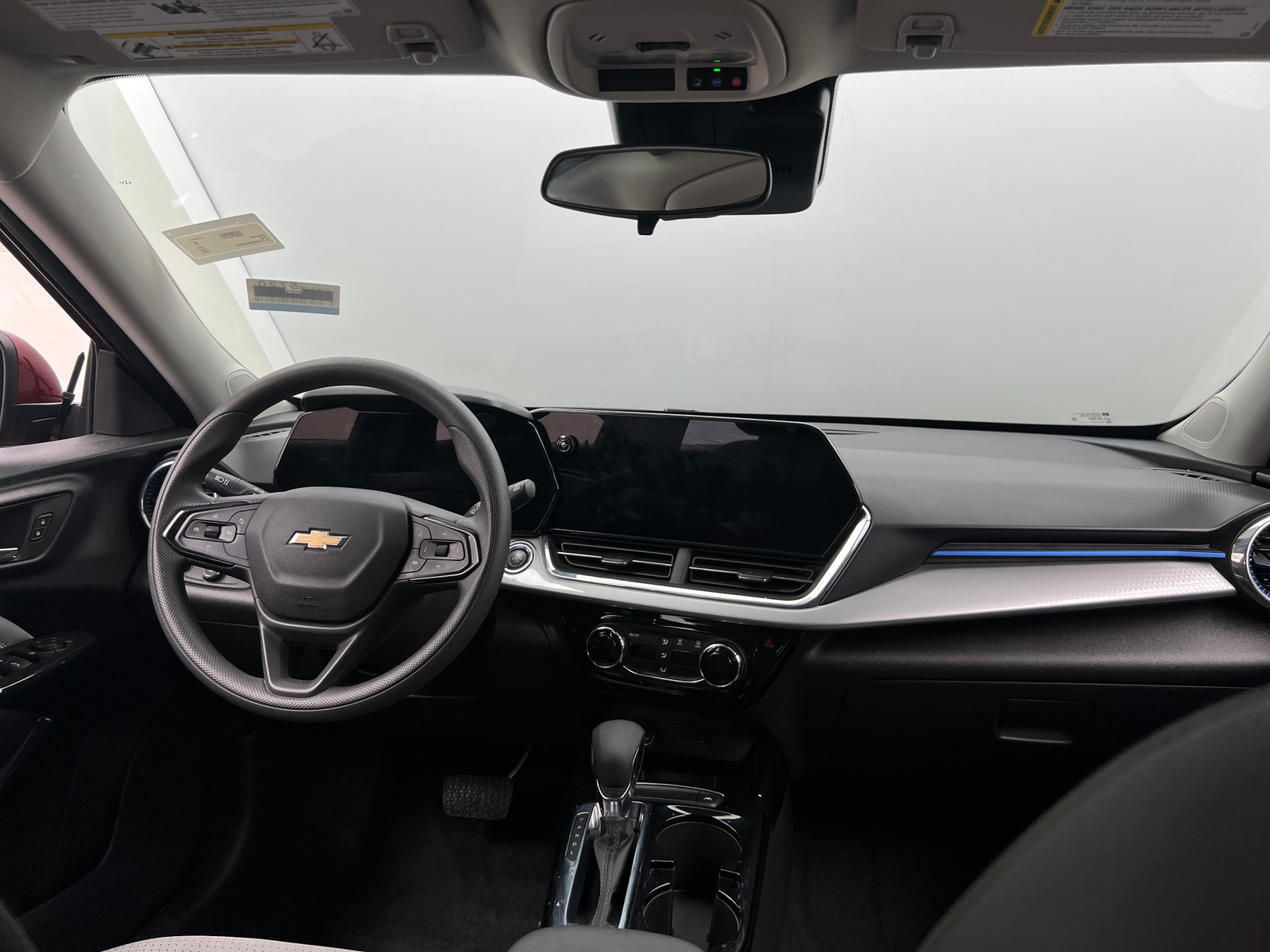 Thumbnail: 2025 Chevrolet Trax - 3