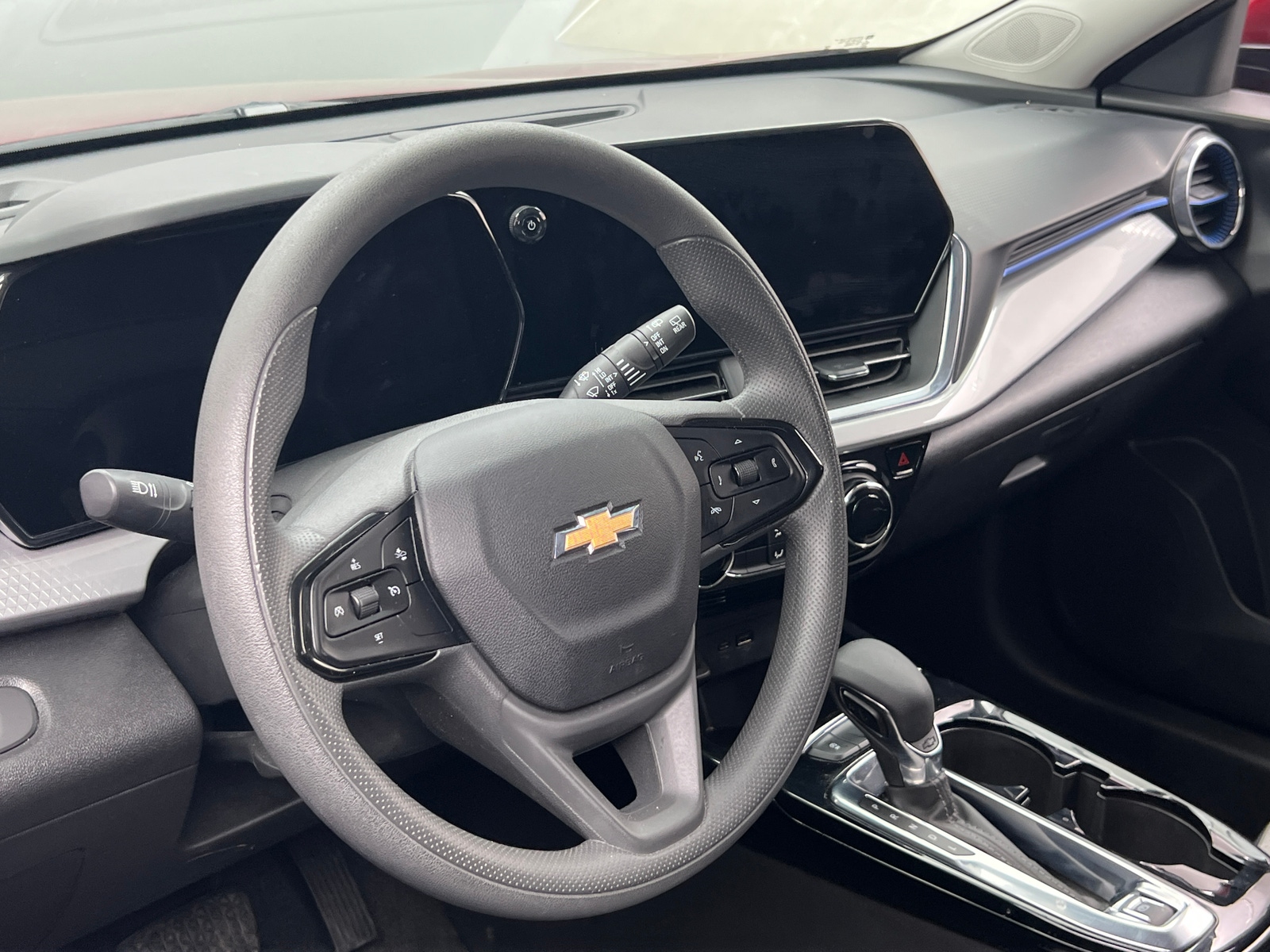 Thumbnail: 2025 Chevrolet Trax - 5