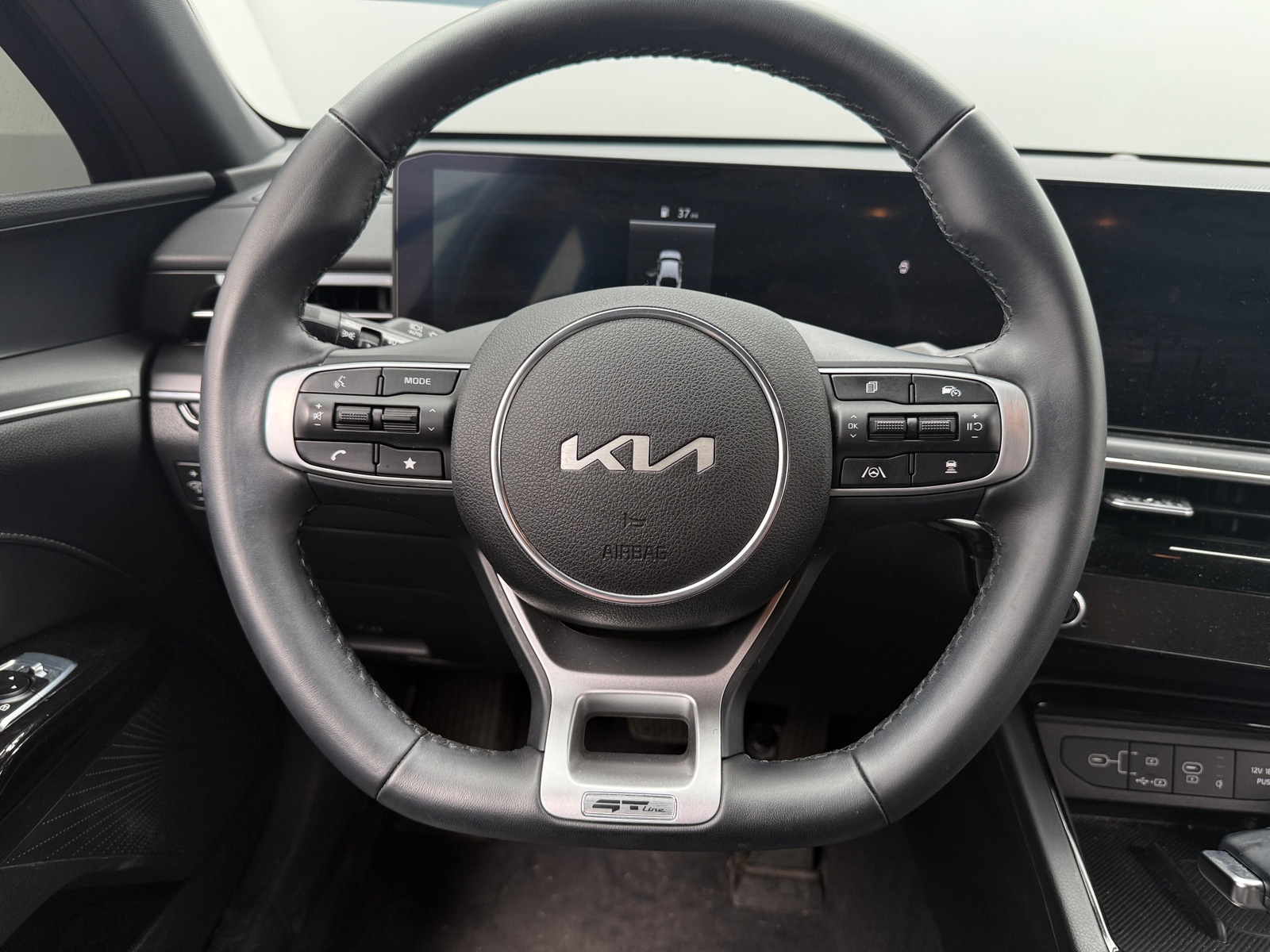 Thumbnail: 2025 Kia K5 - 4