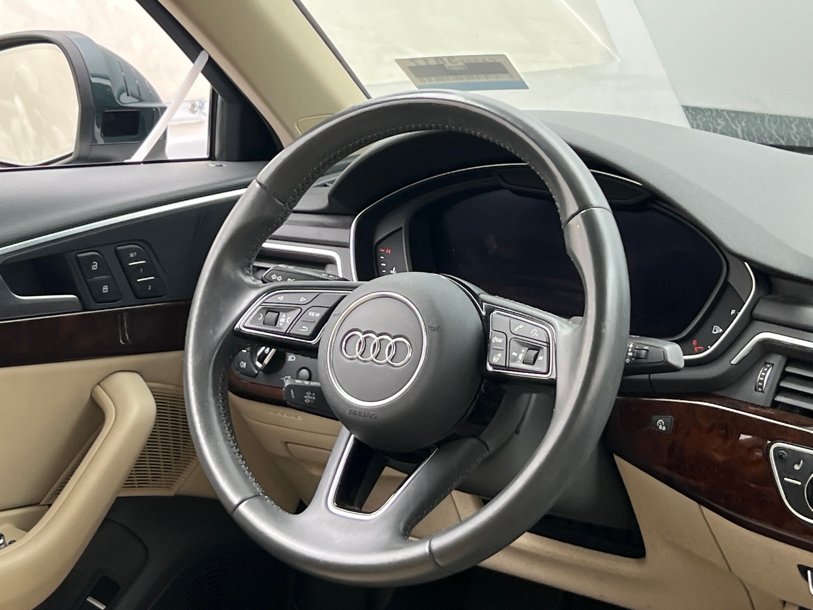 Thumbnail: 2017 Audi A4 - 4