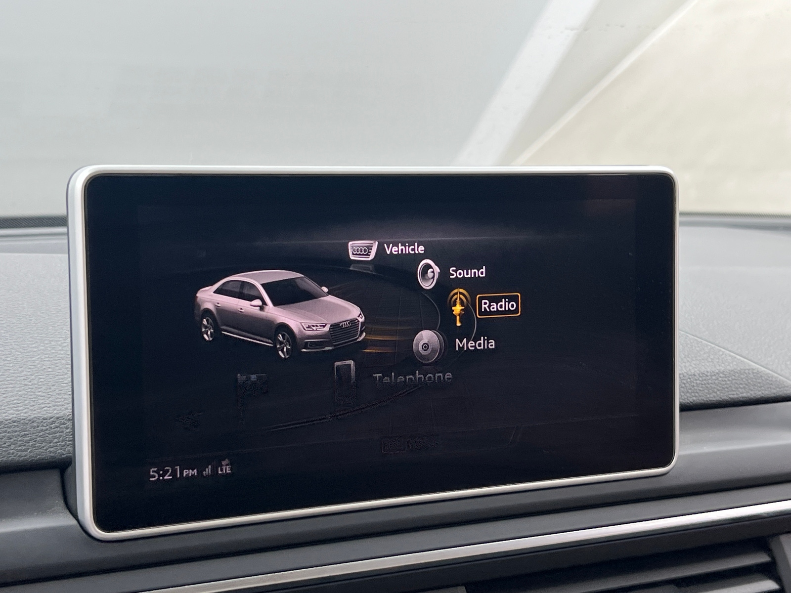 Thumbnail: 2017 Audi A4 - 3