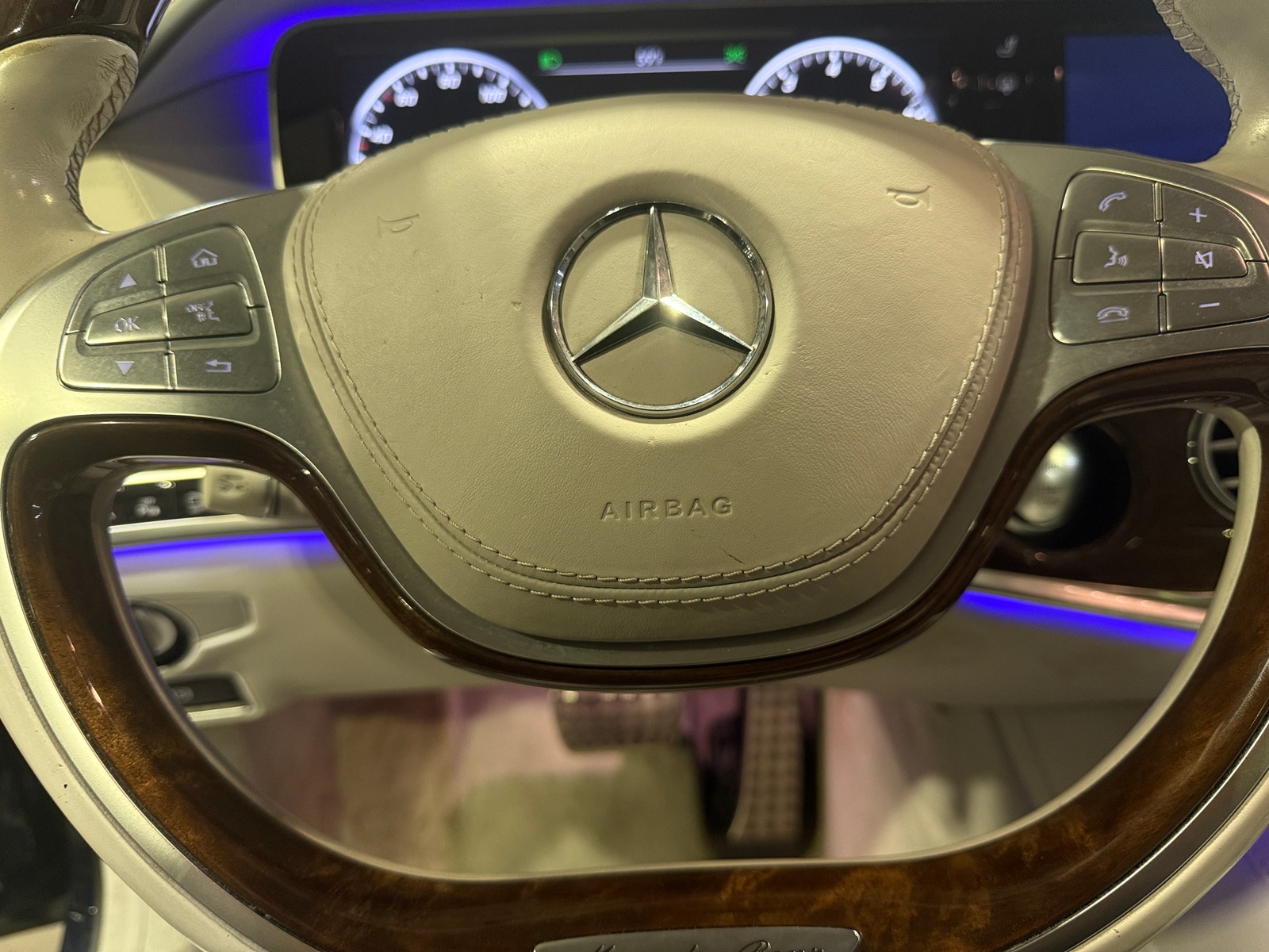 Thumbnail: 2016 Mercedes-Benz S-Class - 4
