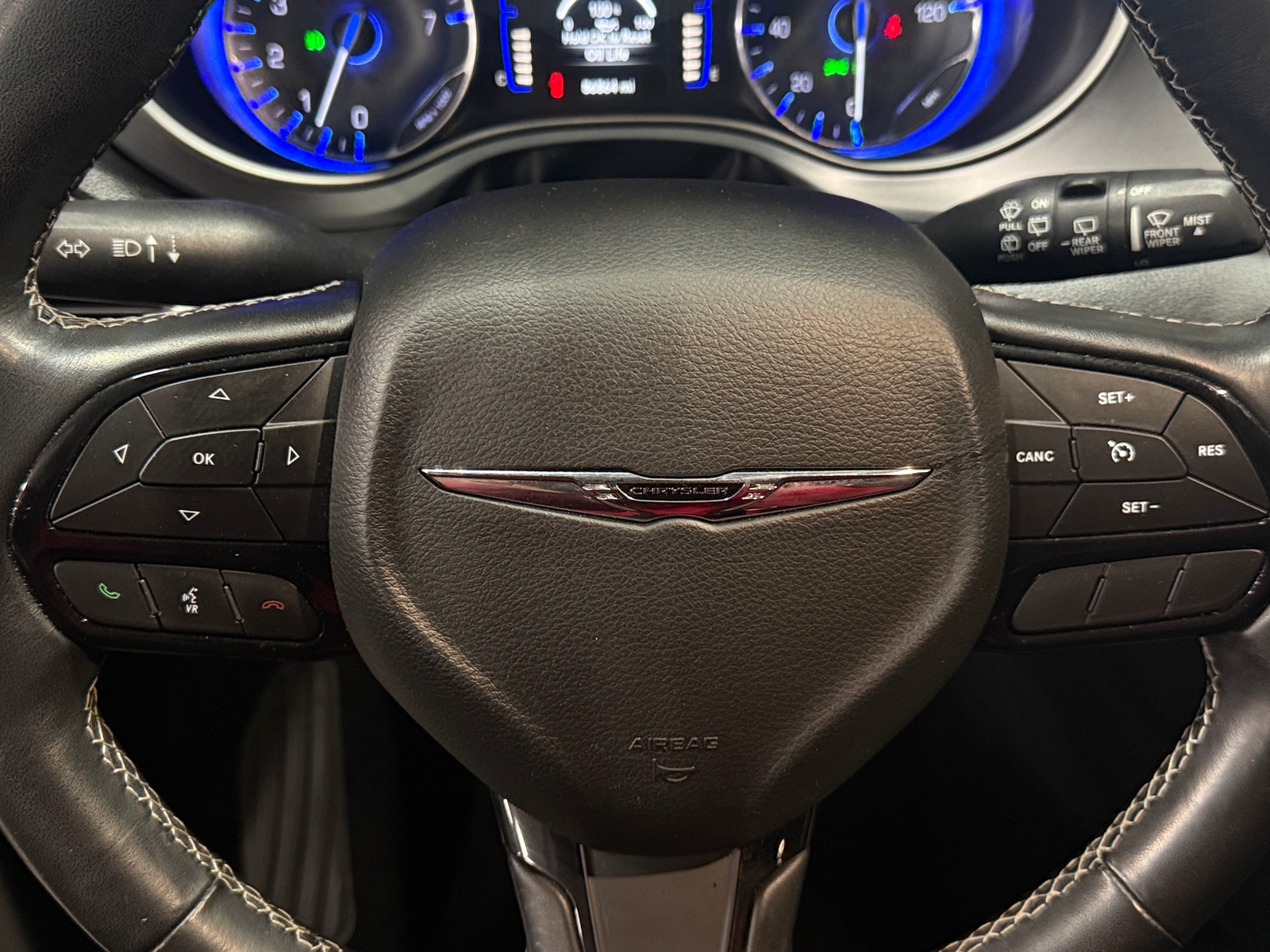 Thumbnail: 2020 Chrysler Pacifica - 5