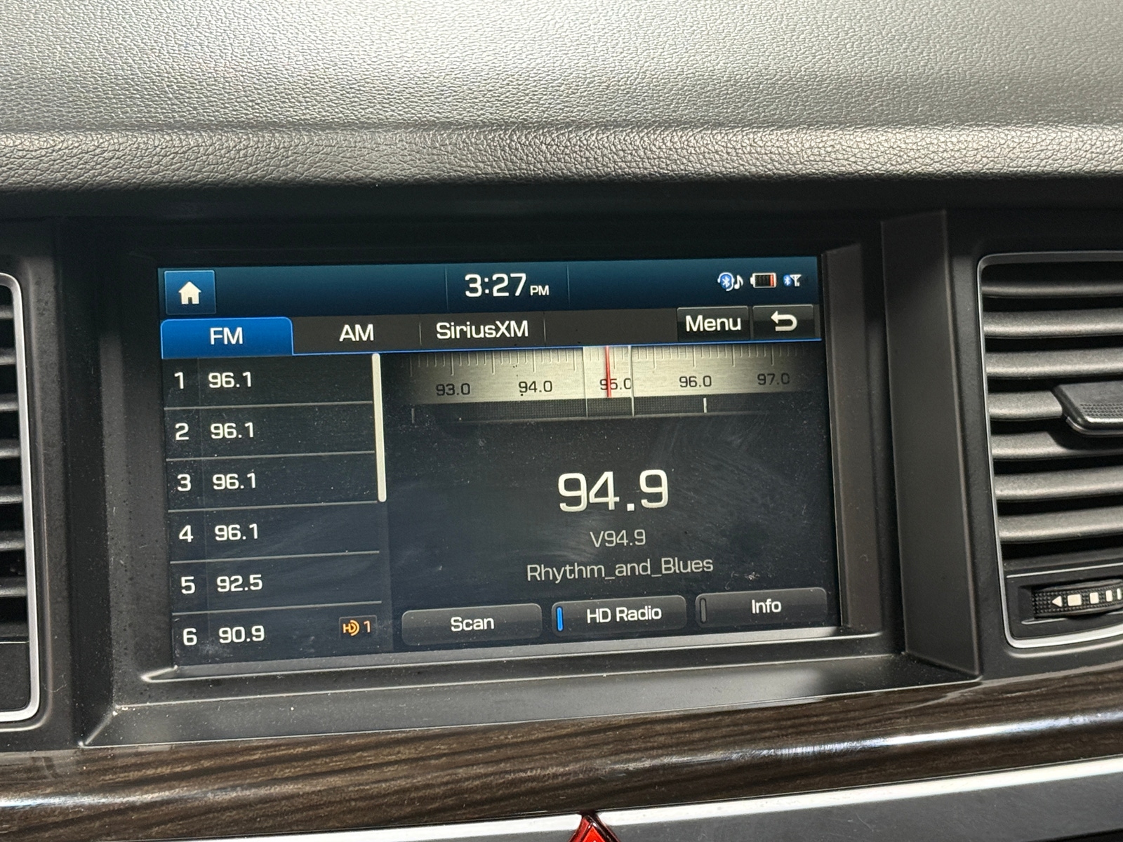 Thumbnail: 2017 Genesis G80 - 3